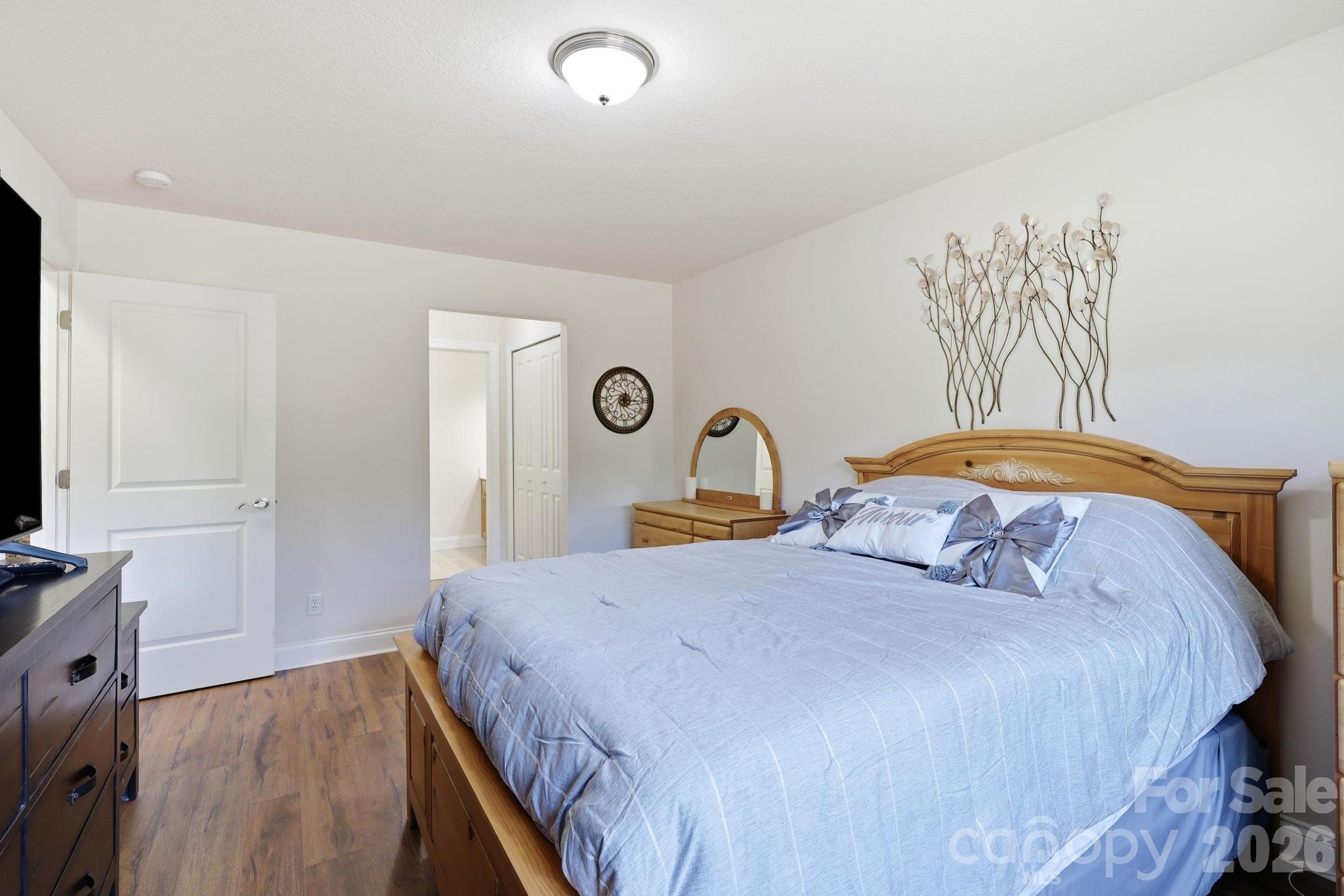 123 Foxden Drive 202 Property Photo 15