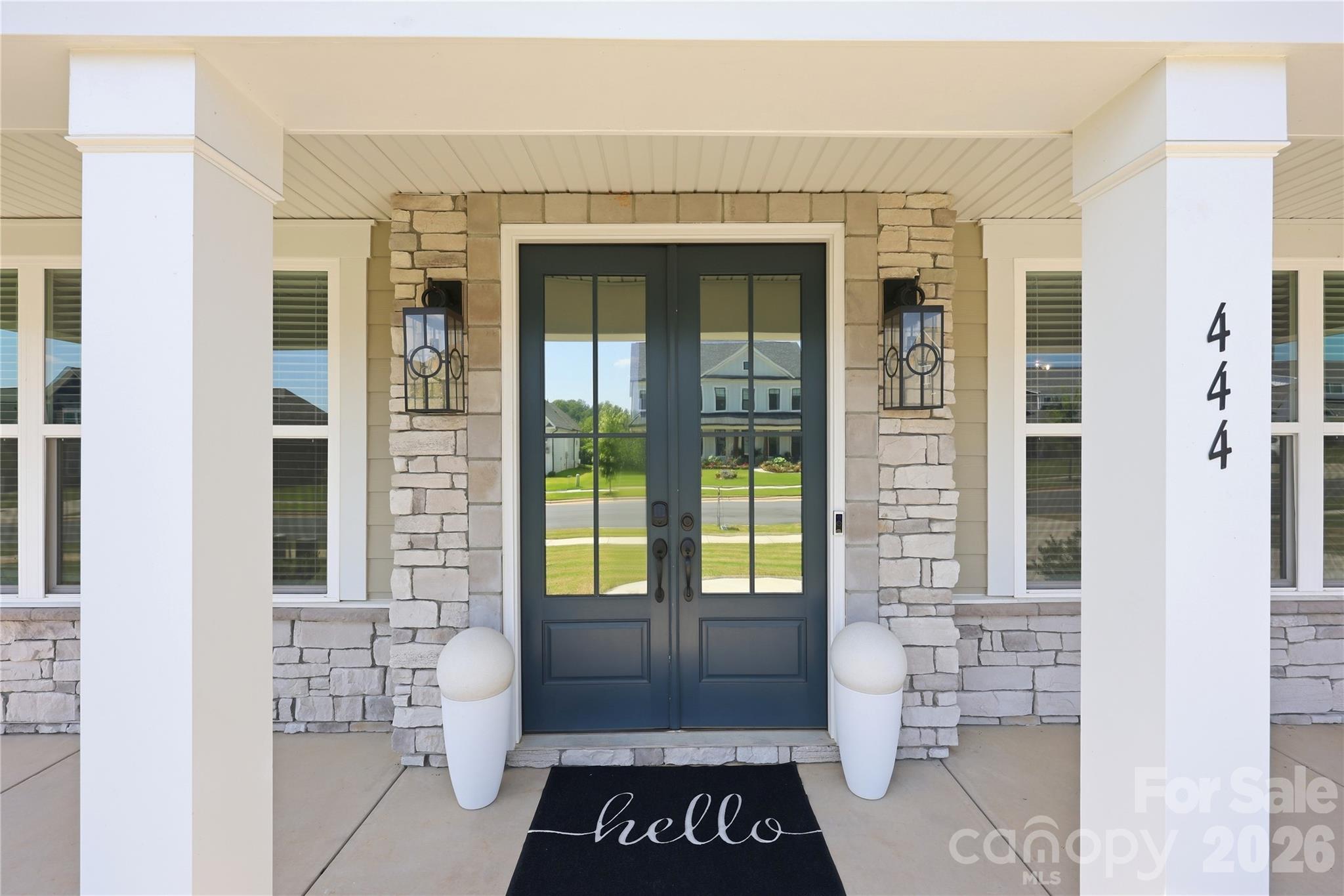 444 Lucky Drive Property Photo 3