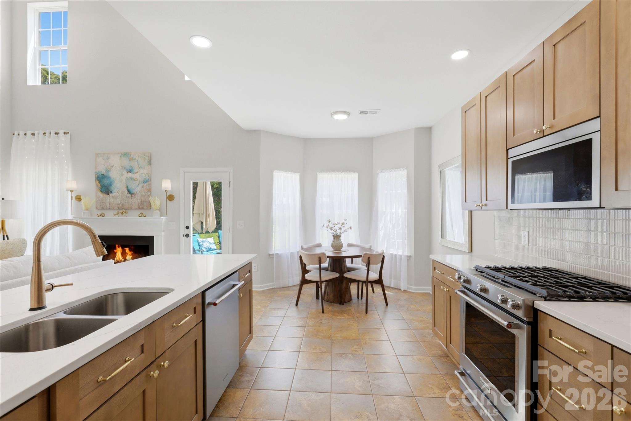 2020 White Cedar Lane Property Photo 11