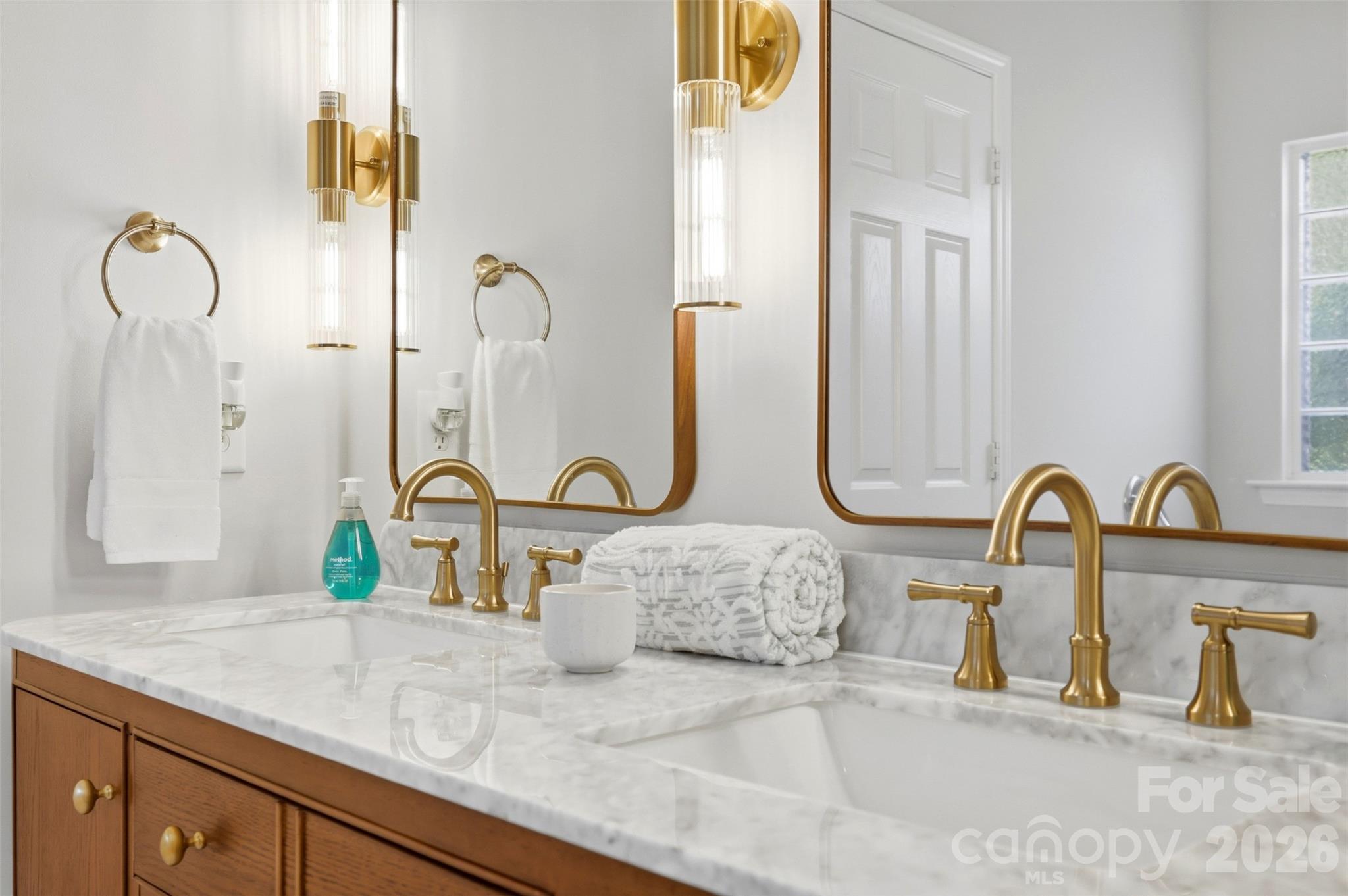 2020 White Cedar Lane Property Photo 16