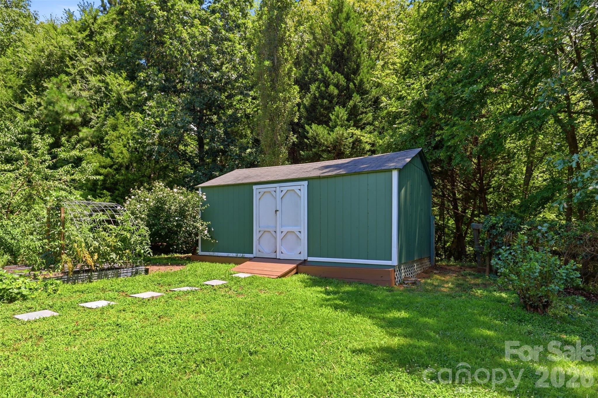 2020 White Cedar Lane Property Photo 43