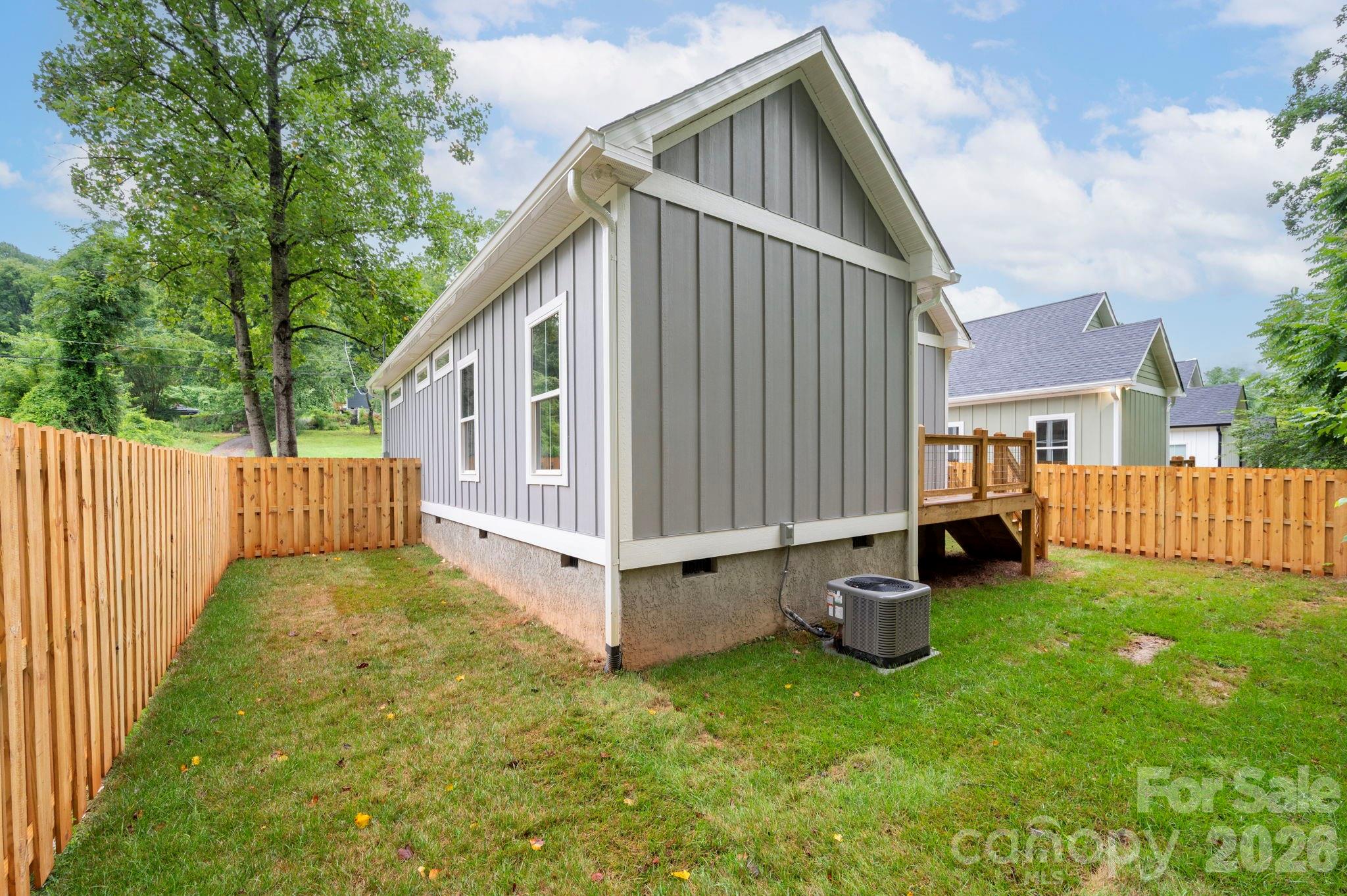 108 Orchard Street Property Photo 23
