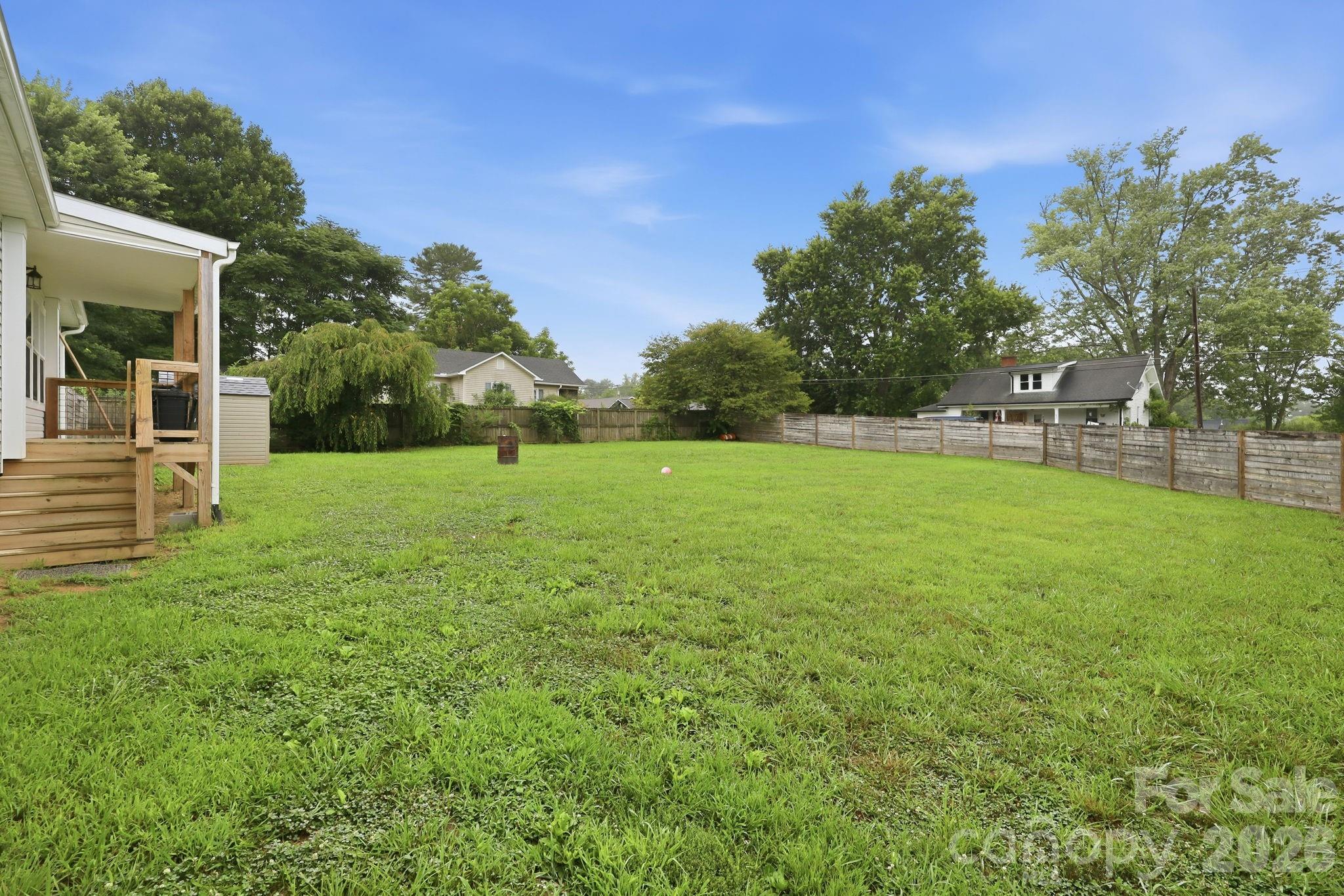 417 Glover Street Property Photo 2