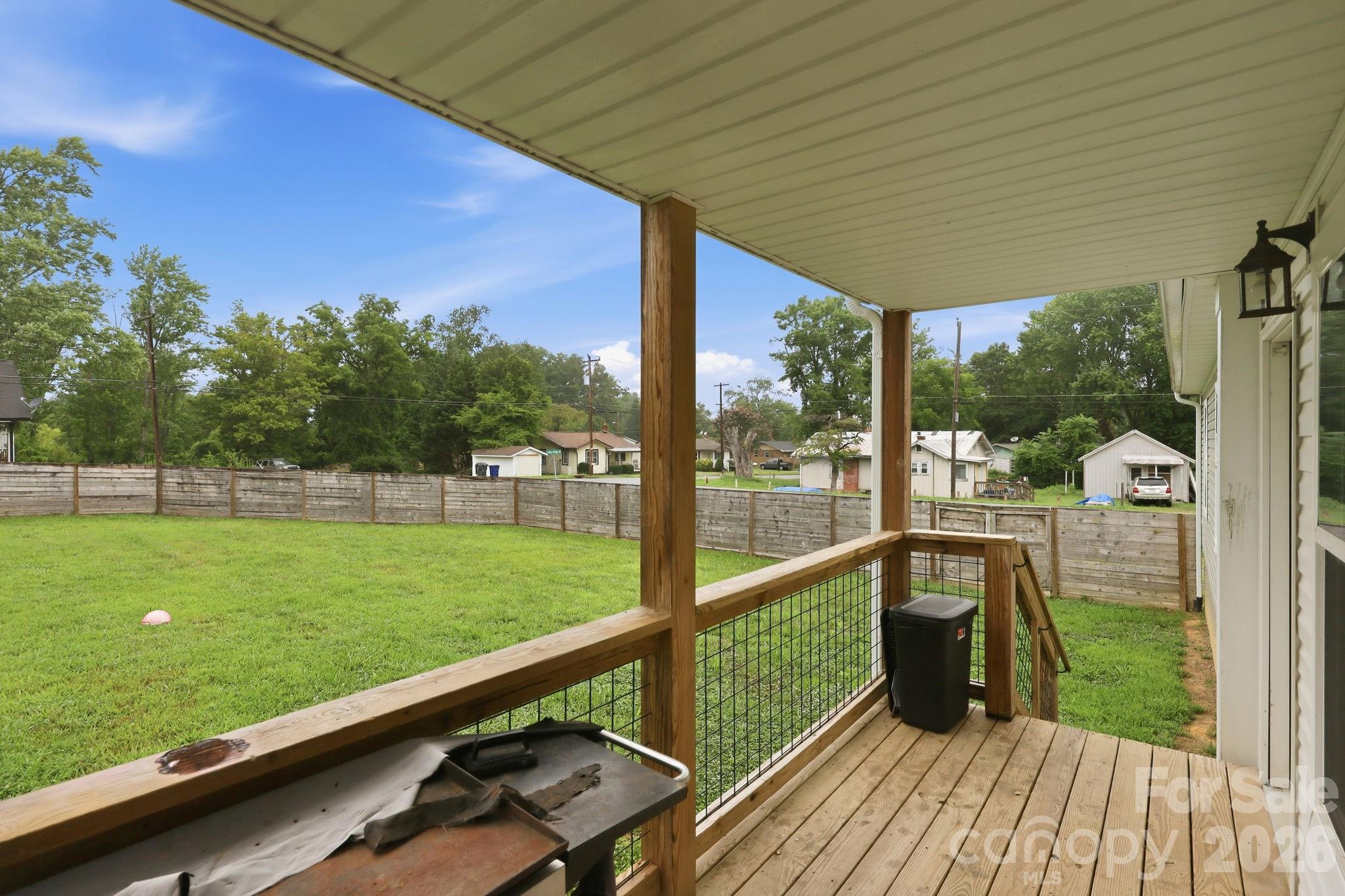417 Glover Street Property Photo 4