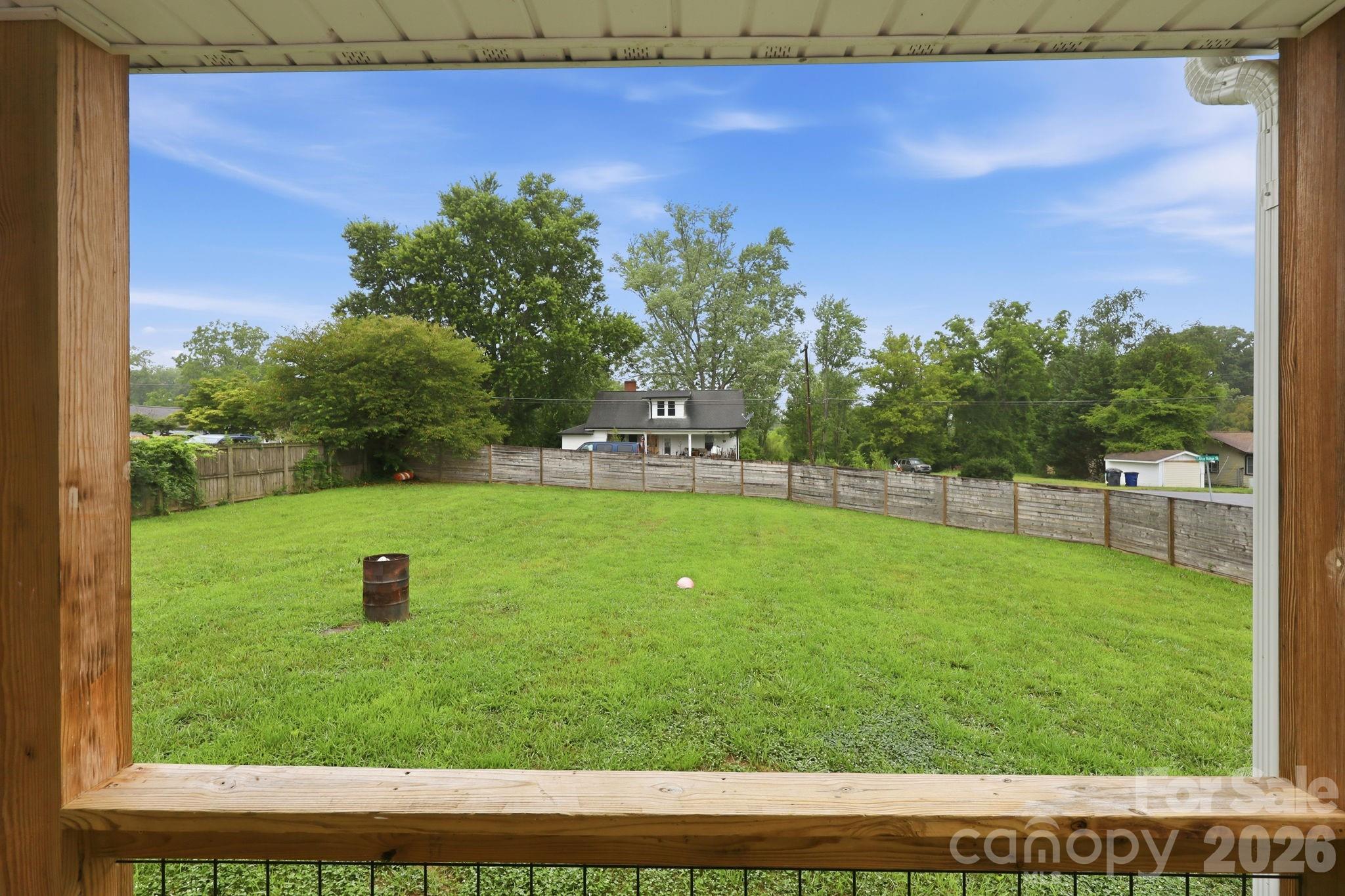 417 Glover Street Property Photo 5