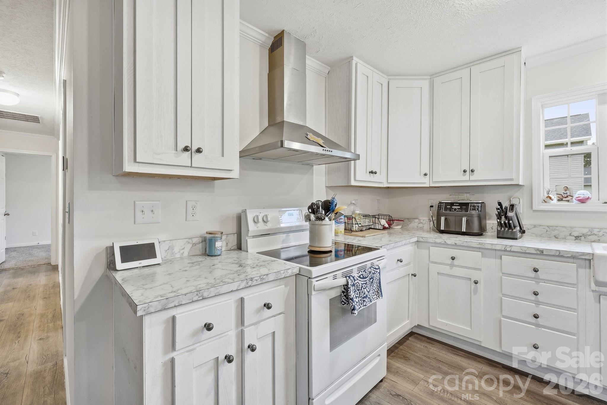417 Glover Street Property Photo 10