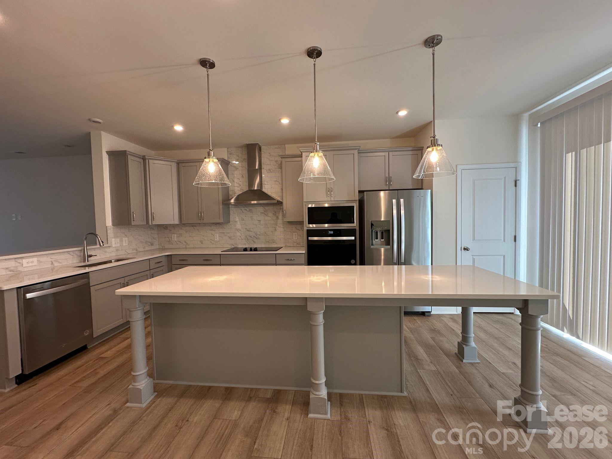 4211 Alexander View Drive Property Photo 7