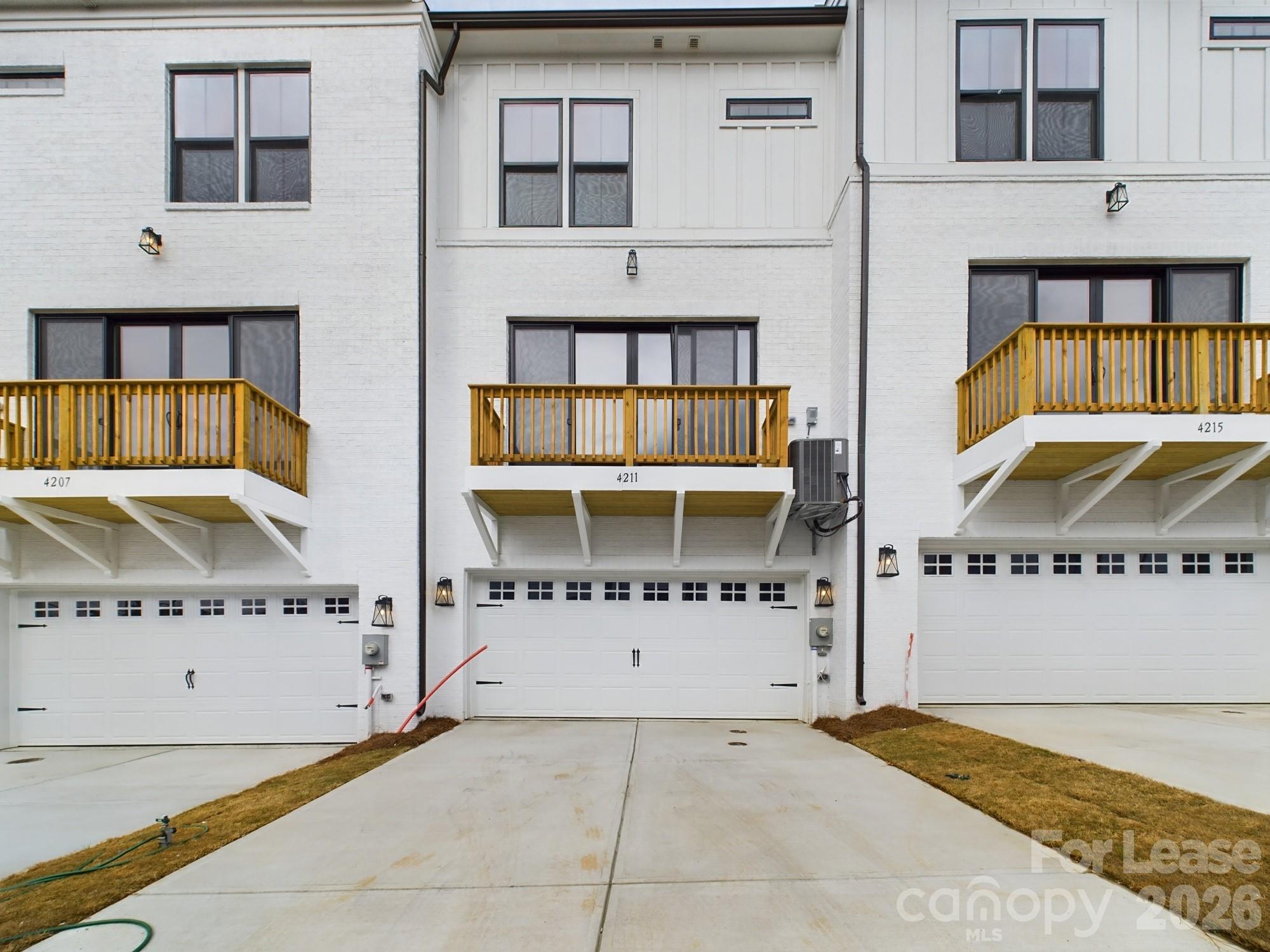 4211 Alexander View Drive Property Photo 15