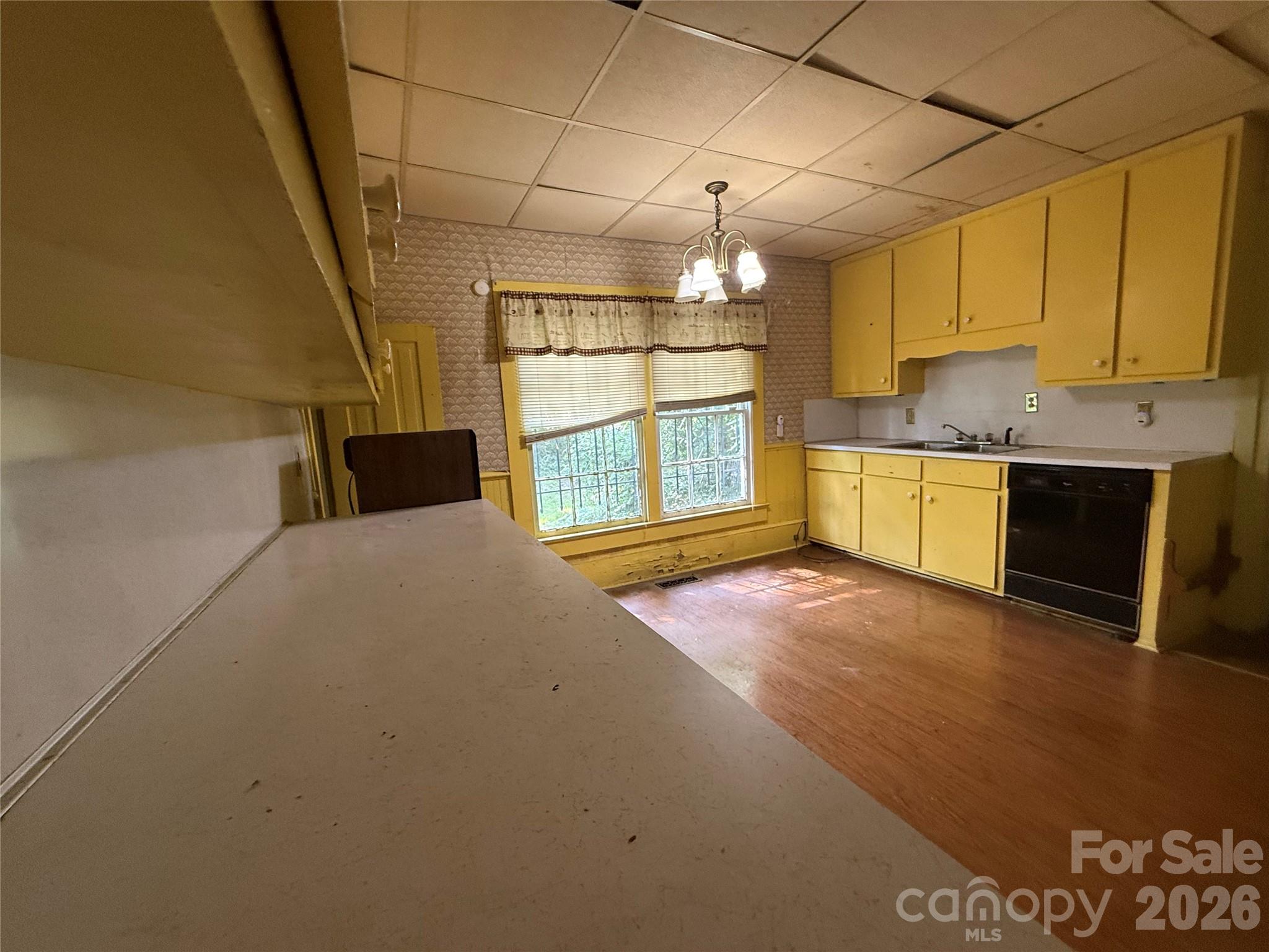 508 Chesterfield Avenue Property Photo 5