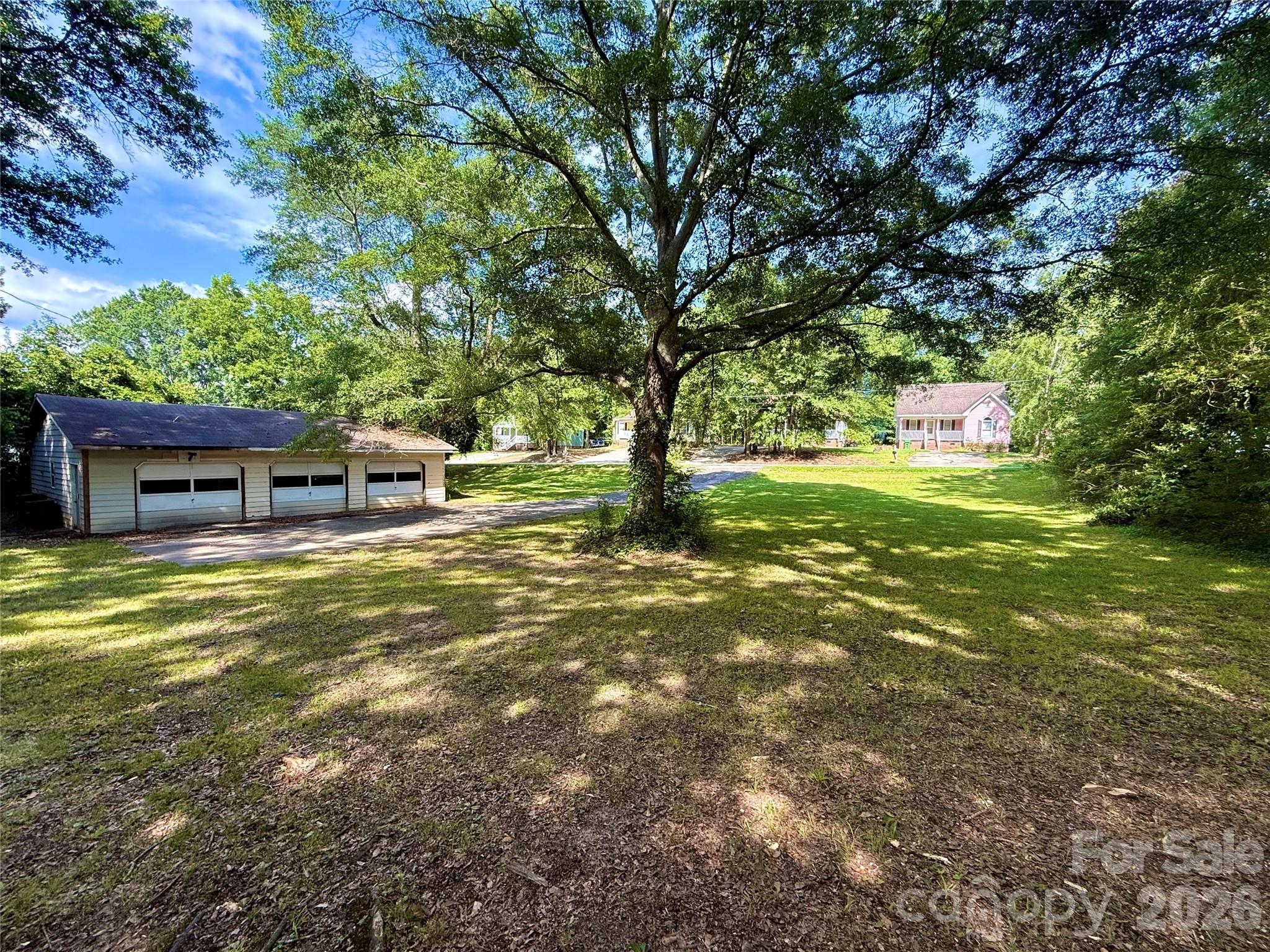 508 Chesterfield Avenue Property Photo 10