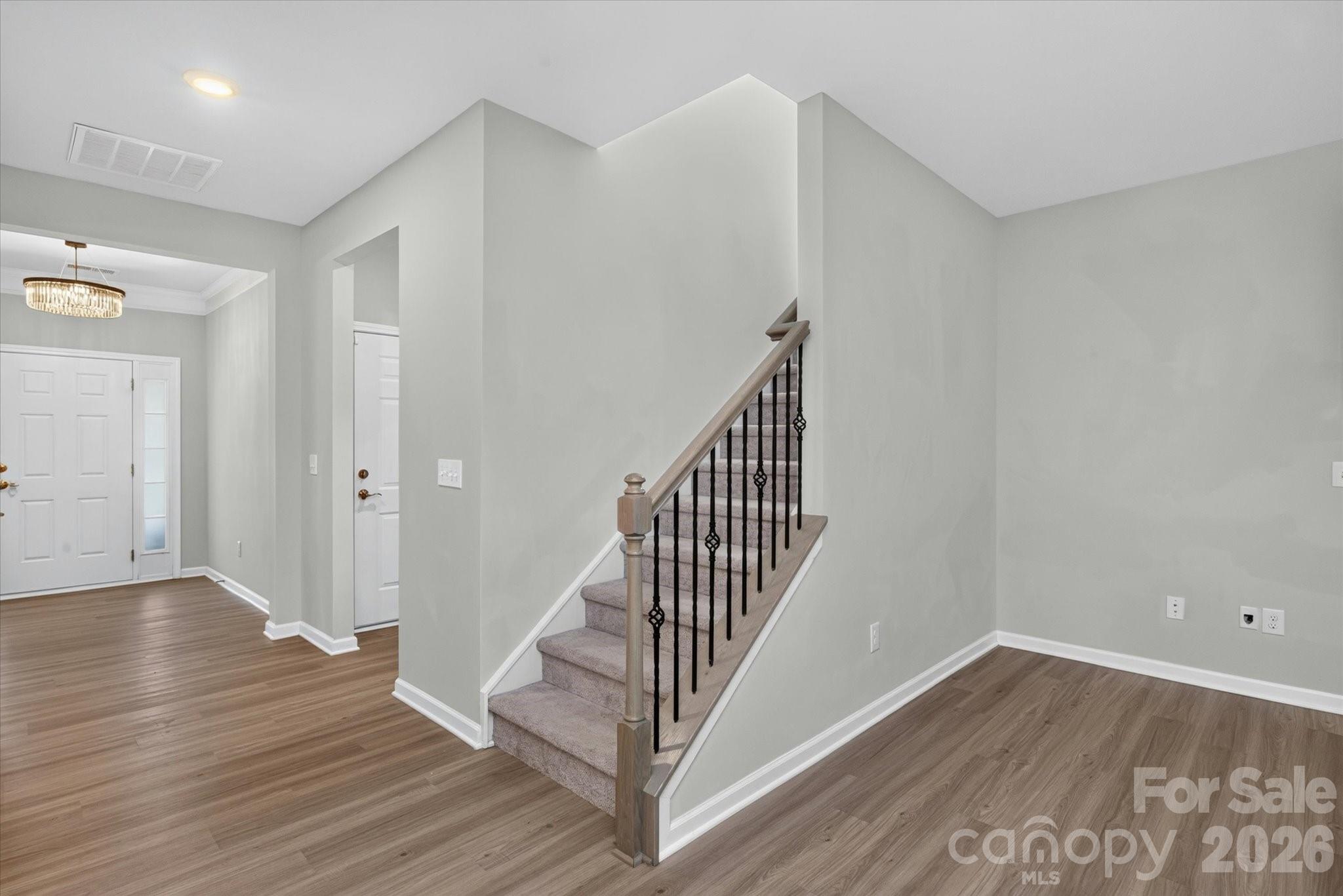 14016 Southbridge Forest Drive Property Photo 28