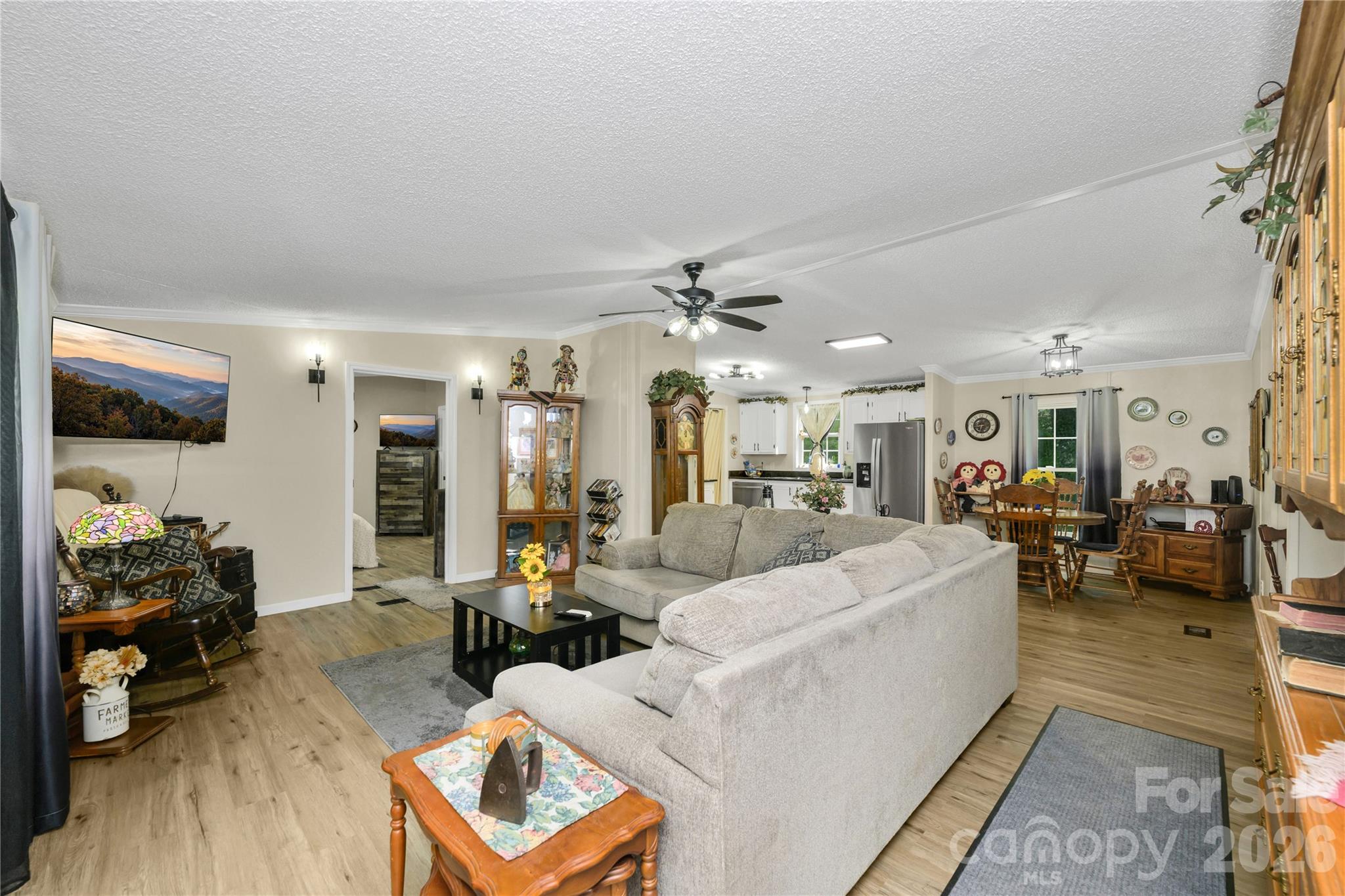 126 Samuel Circle Property Photo 5