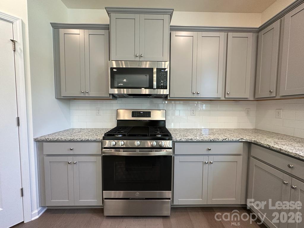 2897 Yeager Drive Property Photo 2