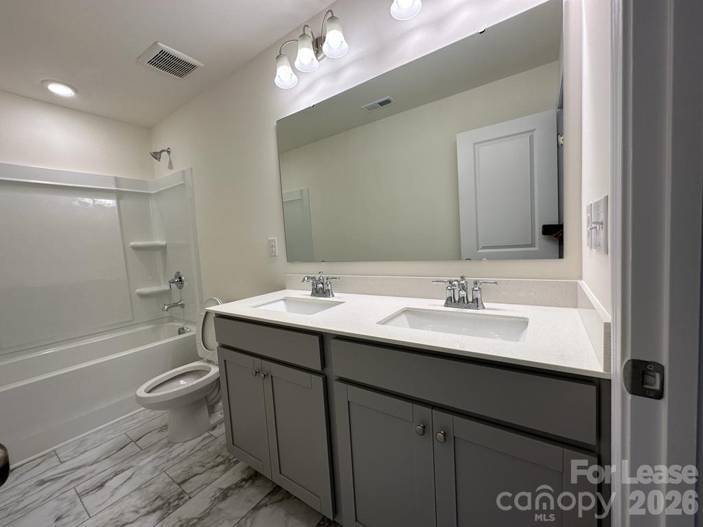 2897 Yeager Drive Property Photo 5