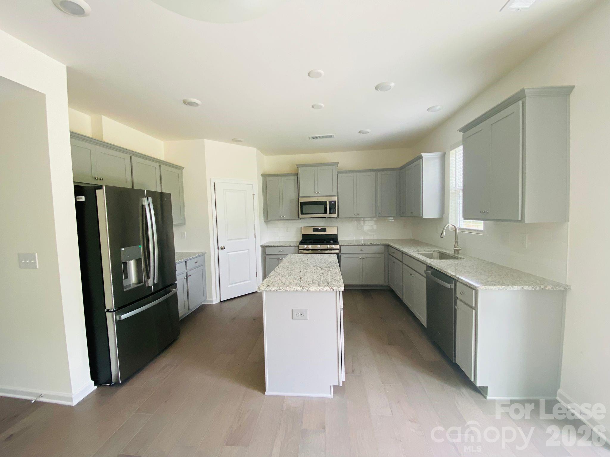 2897 Yeager Drive Property Photo 6