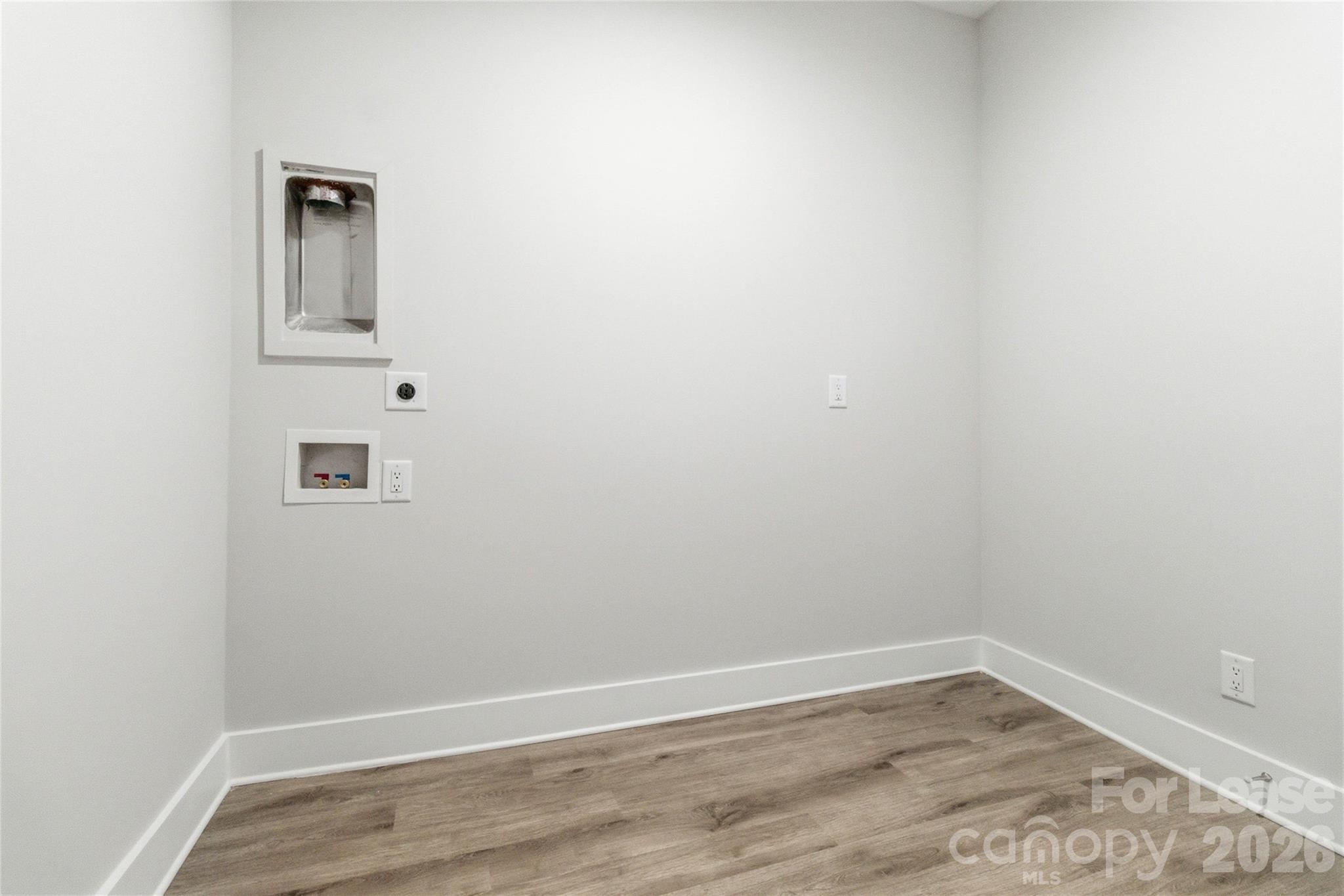 350 W Main Avenue 204 Property Photo 10