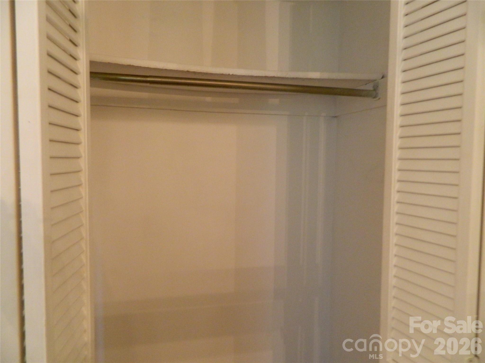 4902 Spring Lake Drive Property Photo 14