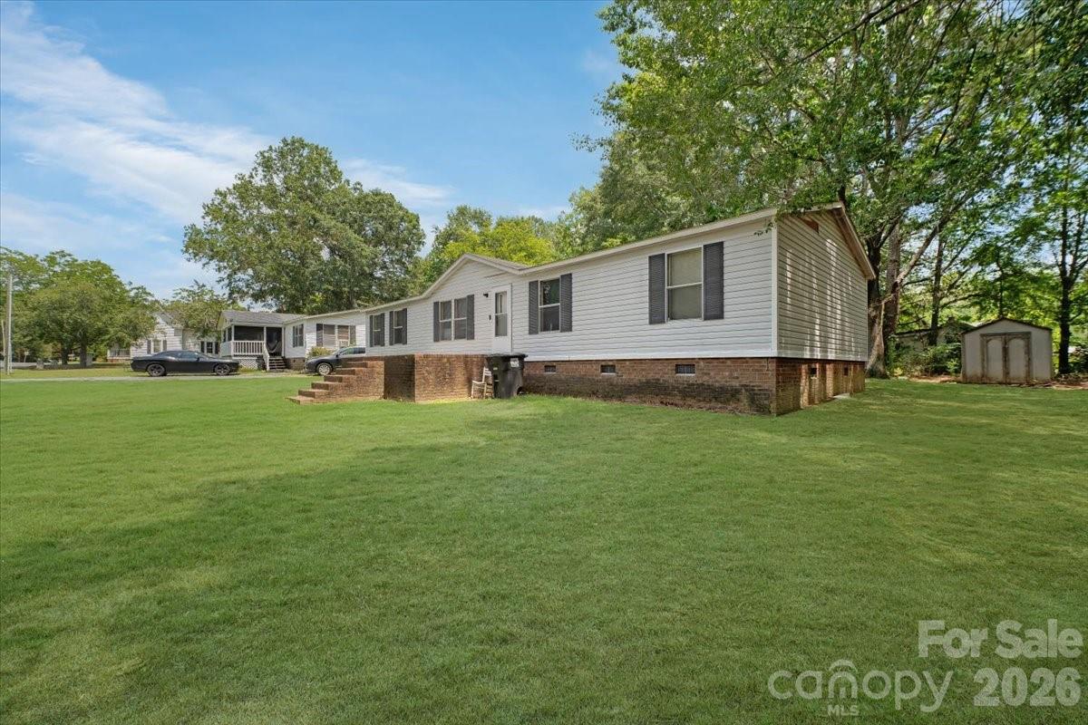 109 Maynard Avenue Property Photo 3