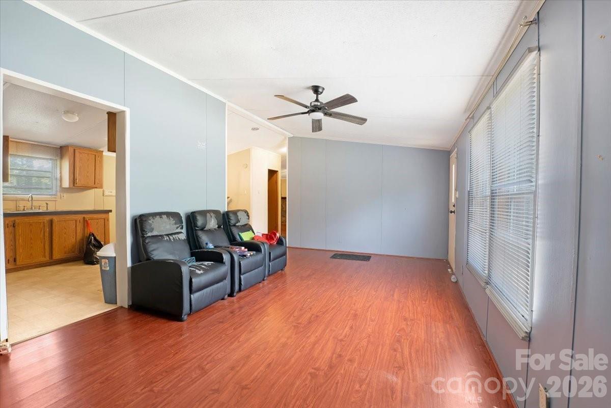 109 Maynard Avenue Property Photo 8