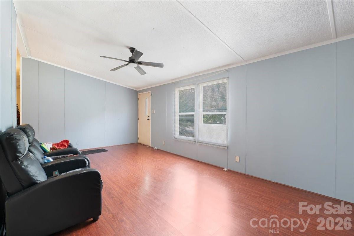 109 Maynard Avenue Property Photo 9