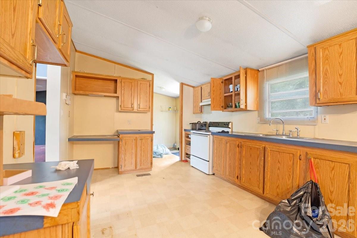 109 Maynard Avenue Property Photo 17