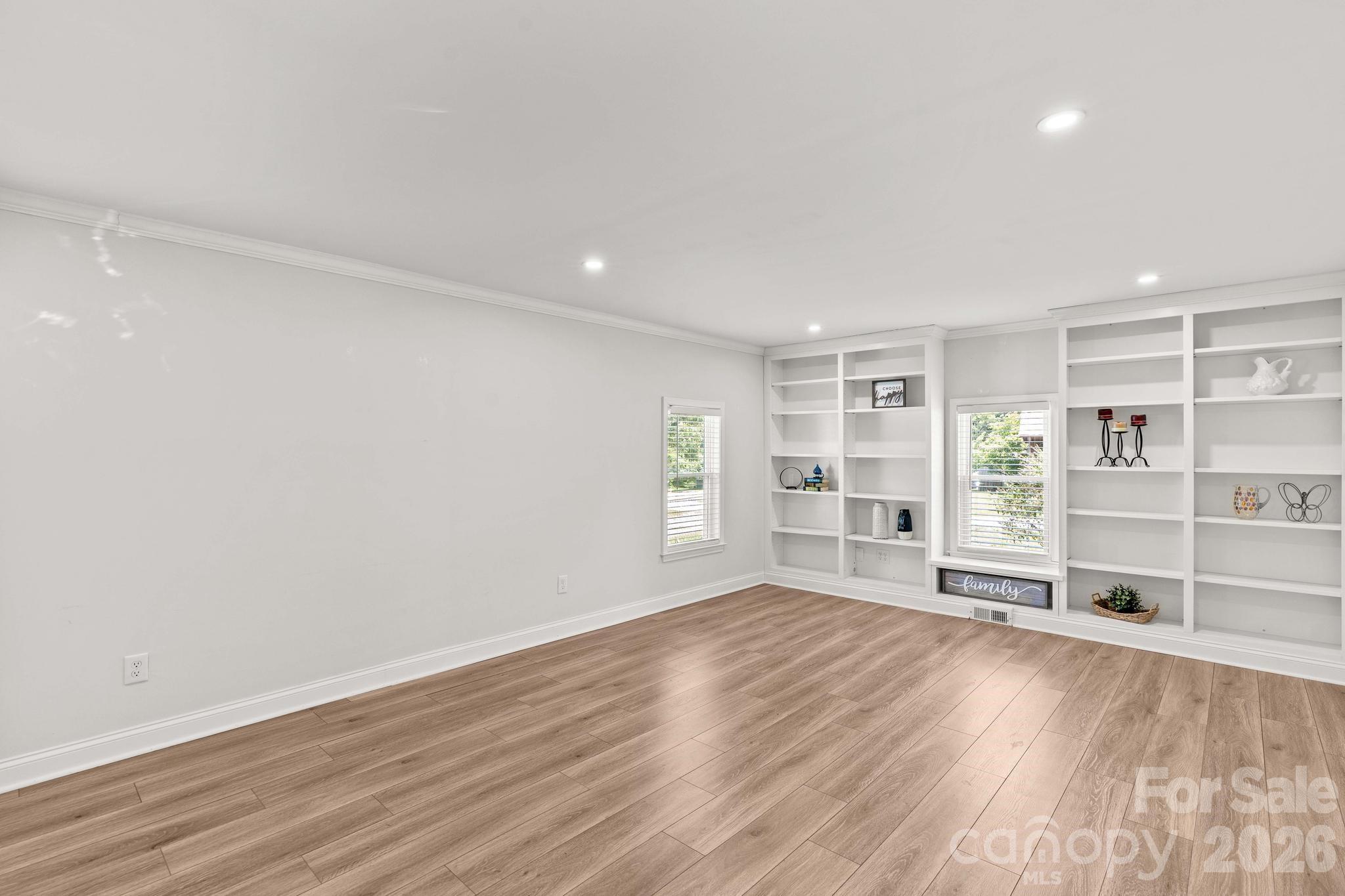 223 Nesbit Drive Property Photo 7