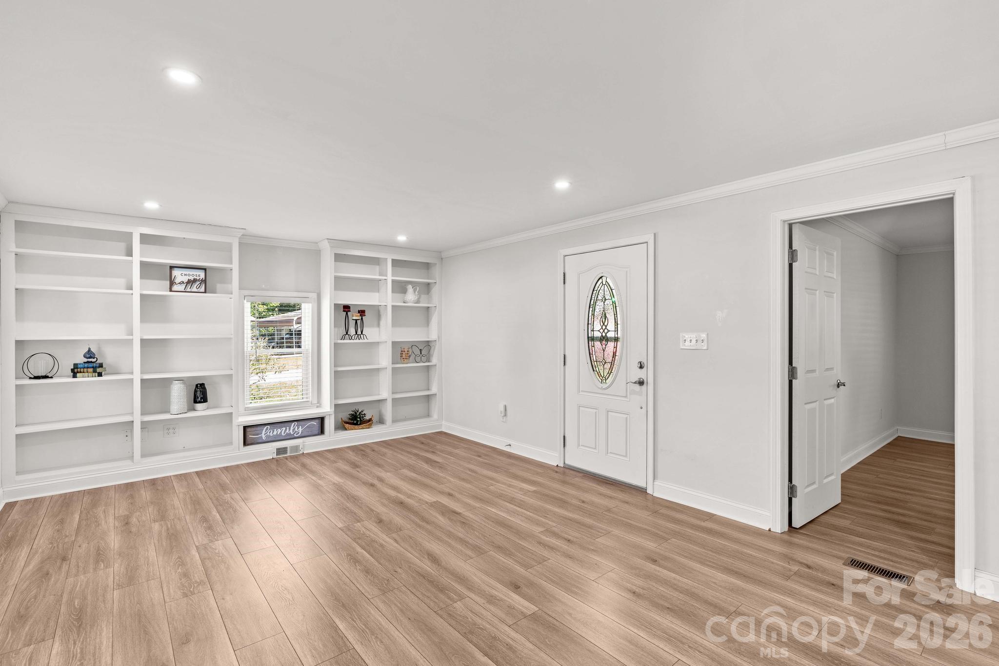 223 Nesbit Drive Property Photo 8