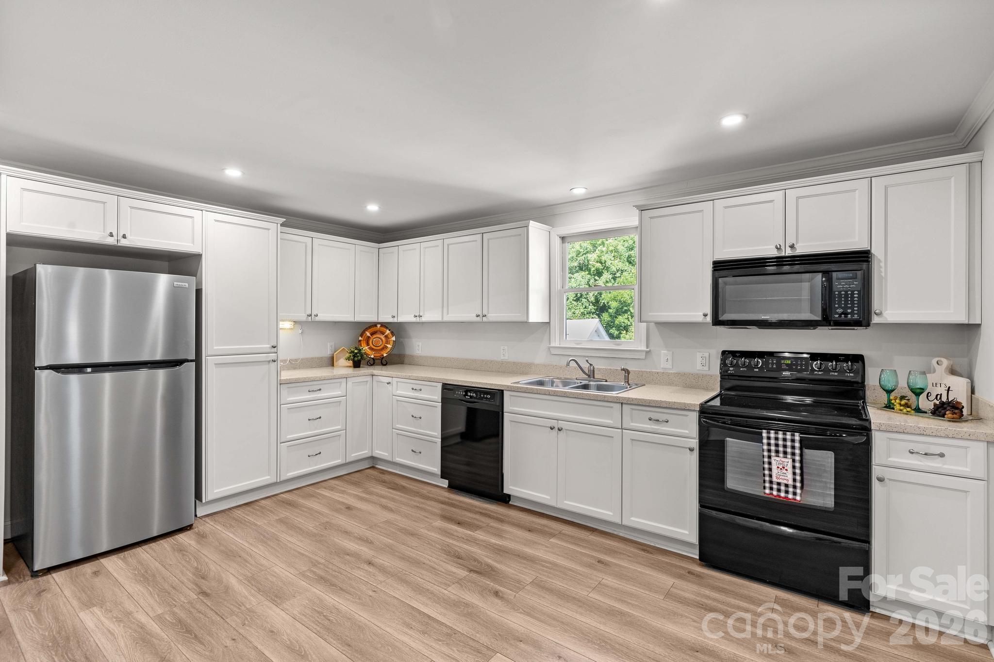 223 Nesbit Drive Property Photo 15