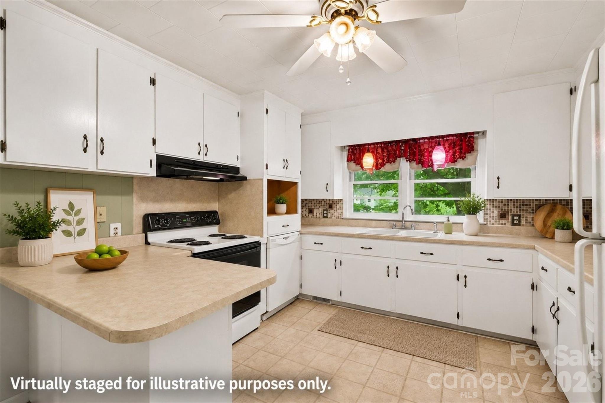515 N Hill Street Property Photo 15