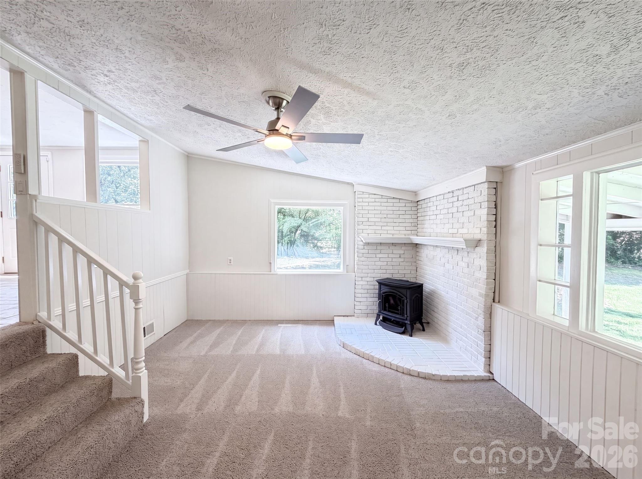 9801 Hannon Road Property Photo 8