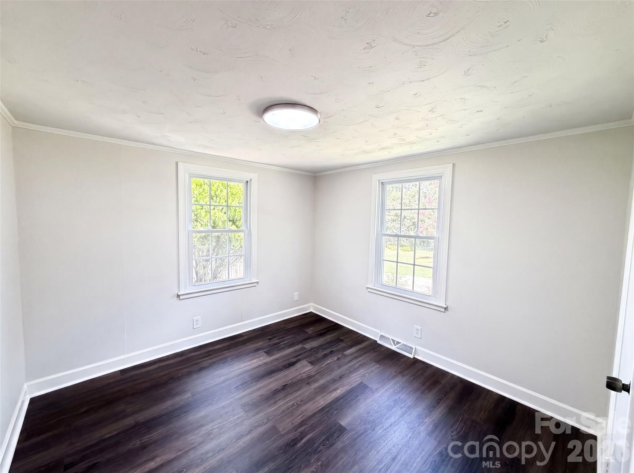 9801 Hannon Road Property Photo 11