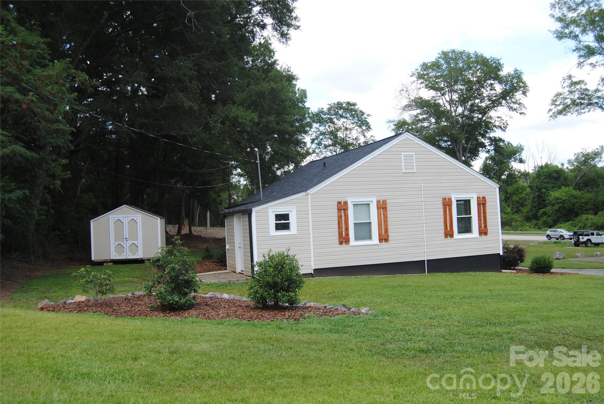 1612 Oakridge Meadows Court Property Photo 16