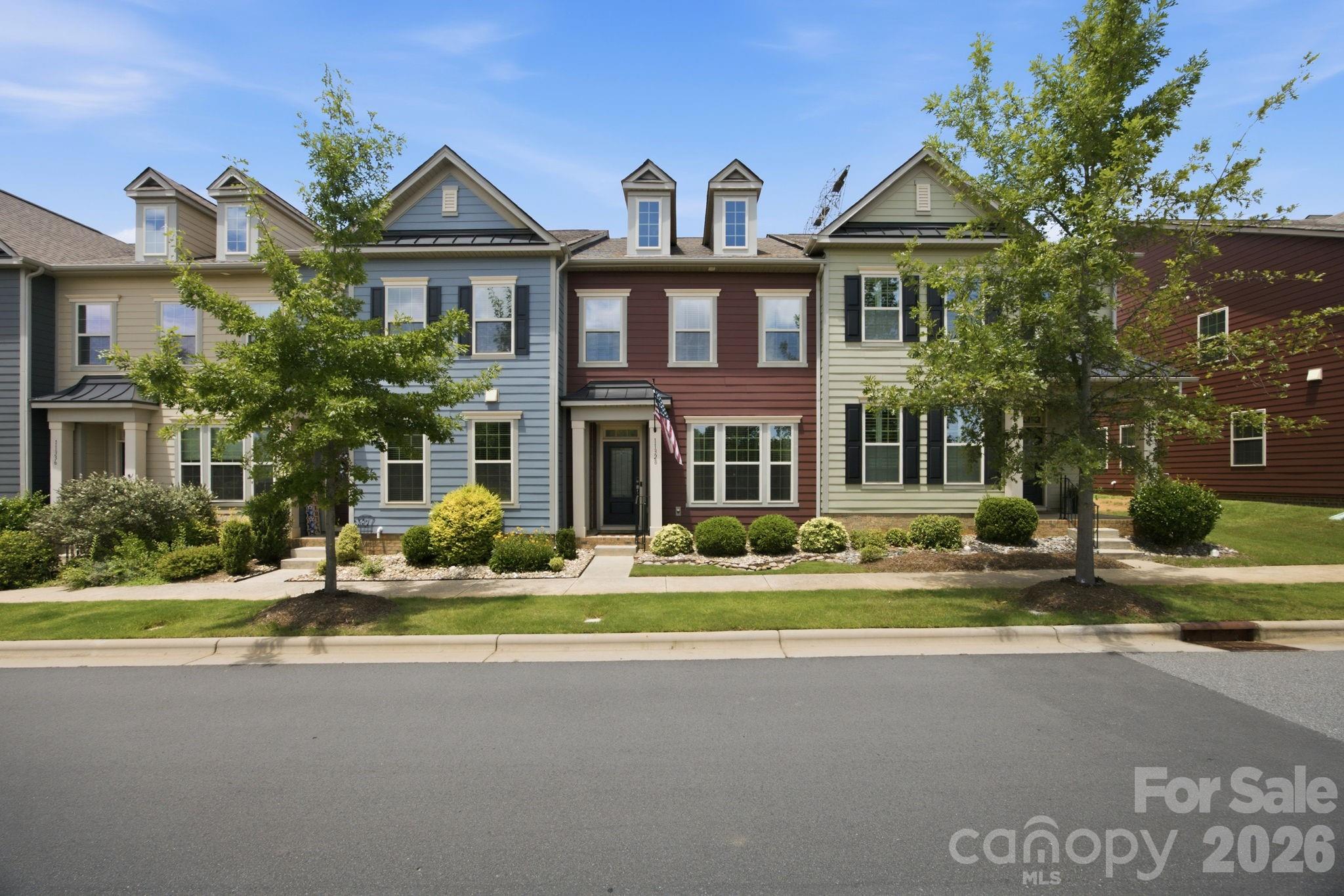11328 Westbranch Parkway Property Photo 2