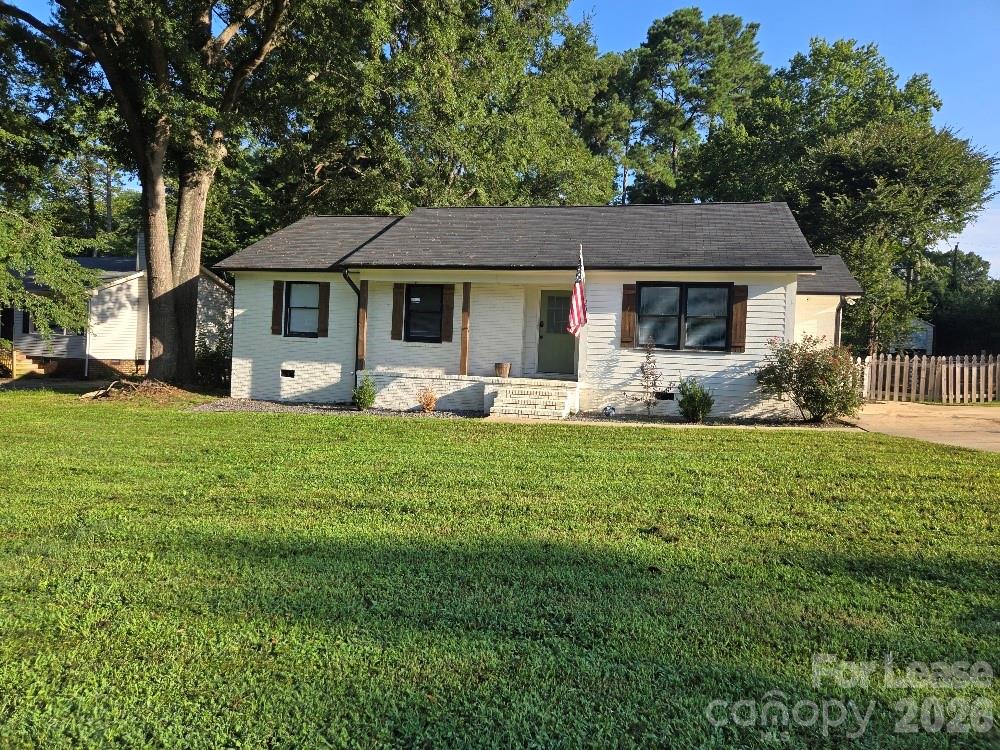 2021 Downey Street Property Photo 1