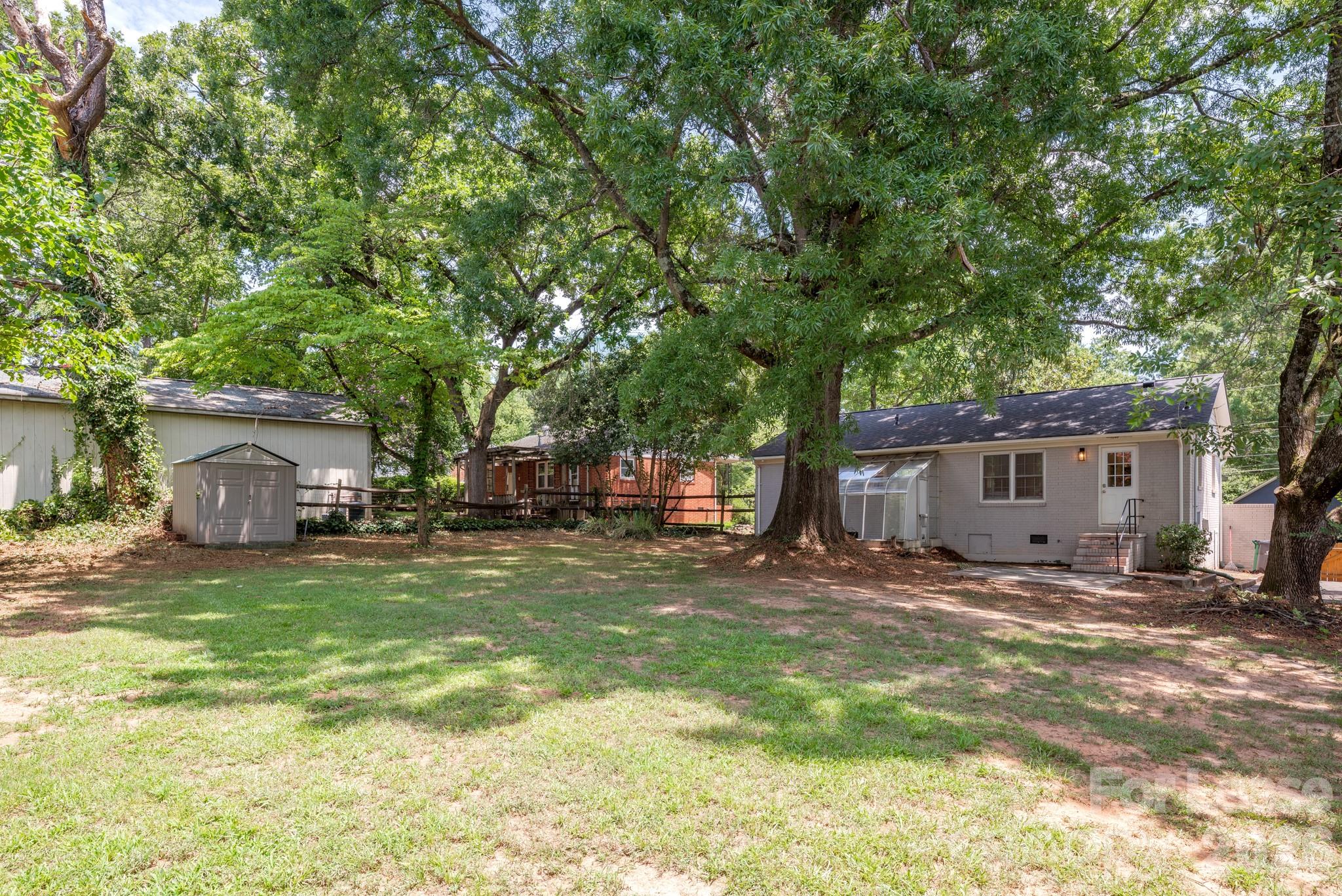 1129 Eastview Drive Property Photo 19