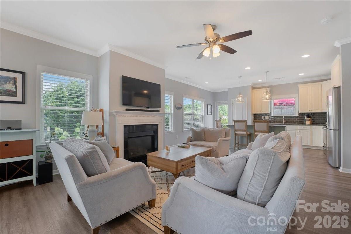 103 Canter Lane 95 Property Photo 6