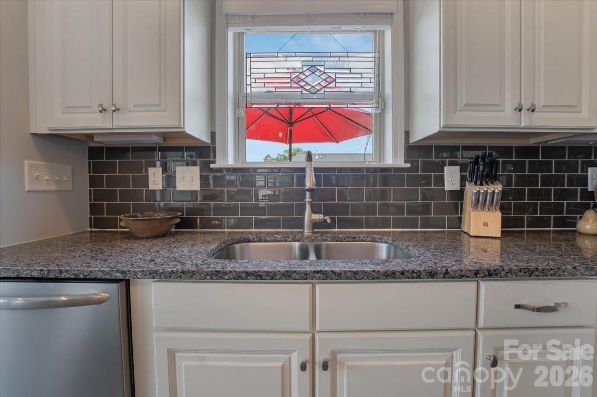 103 Canter Lane 95 Property Photo 12