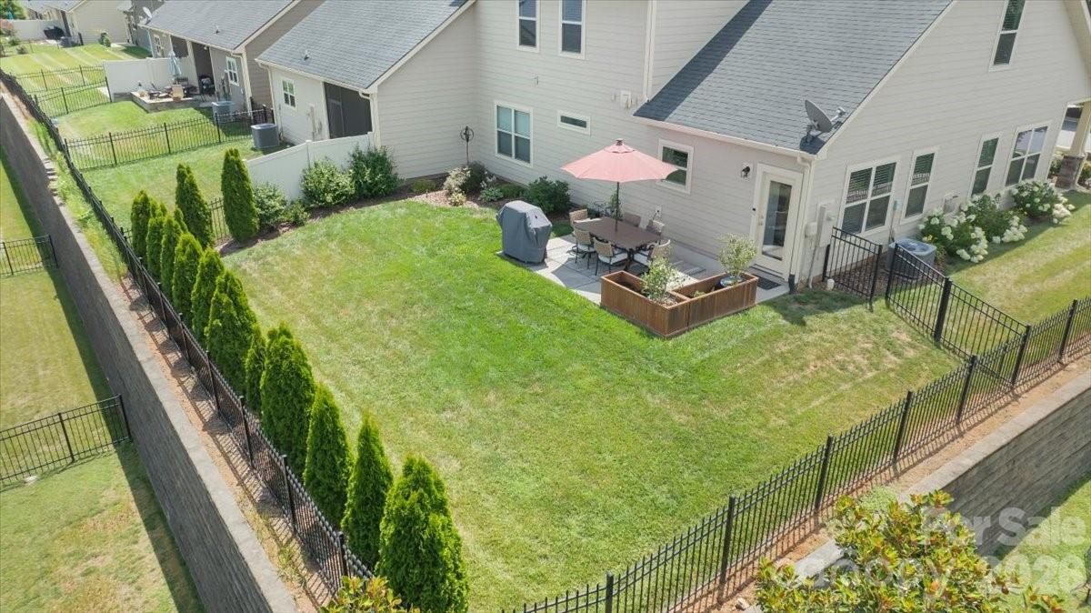 103 Canter Lane 95 Property Photo 28