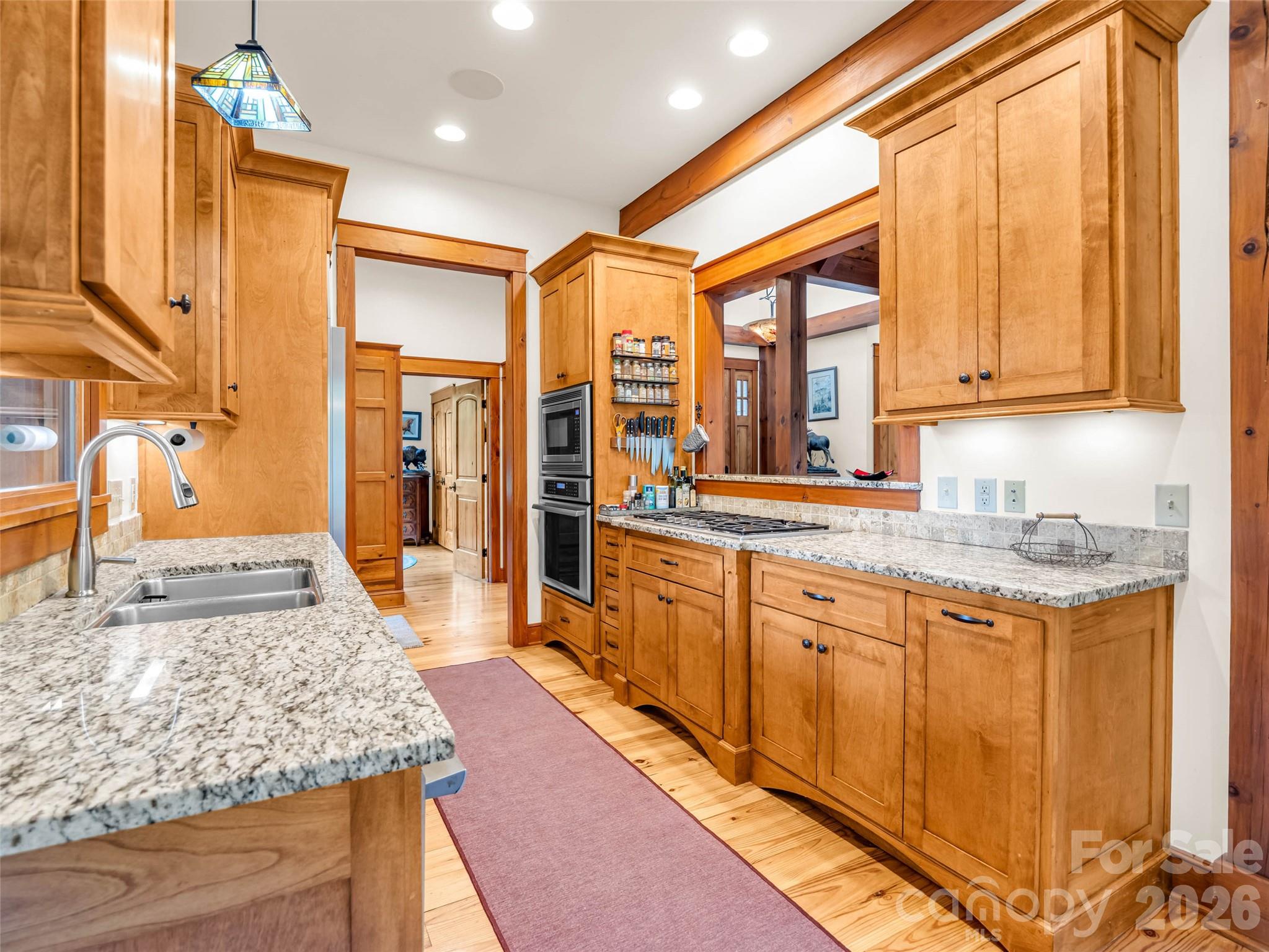 153 Glenn Court Property Photo 17
