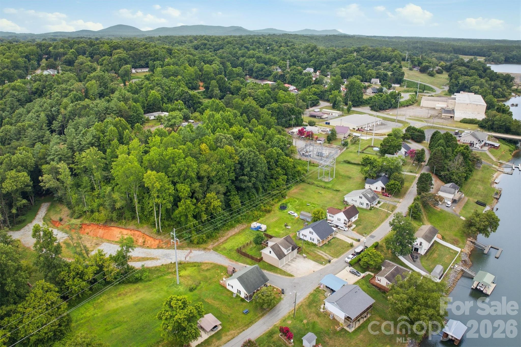 302 Catawba Avenue Property Photo 29
