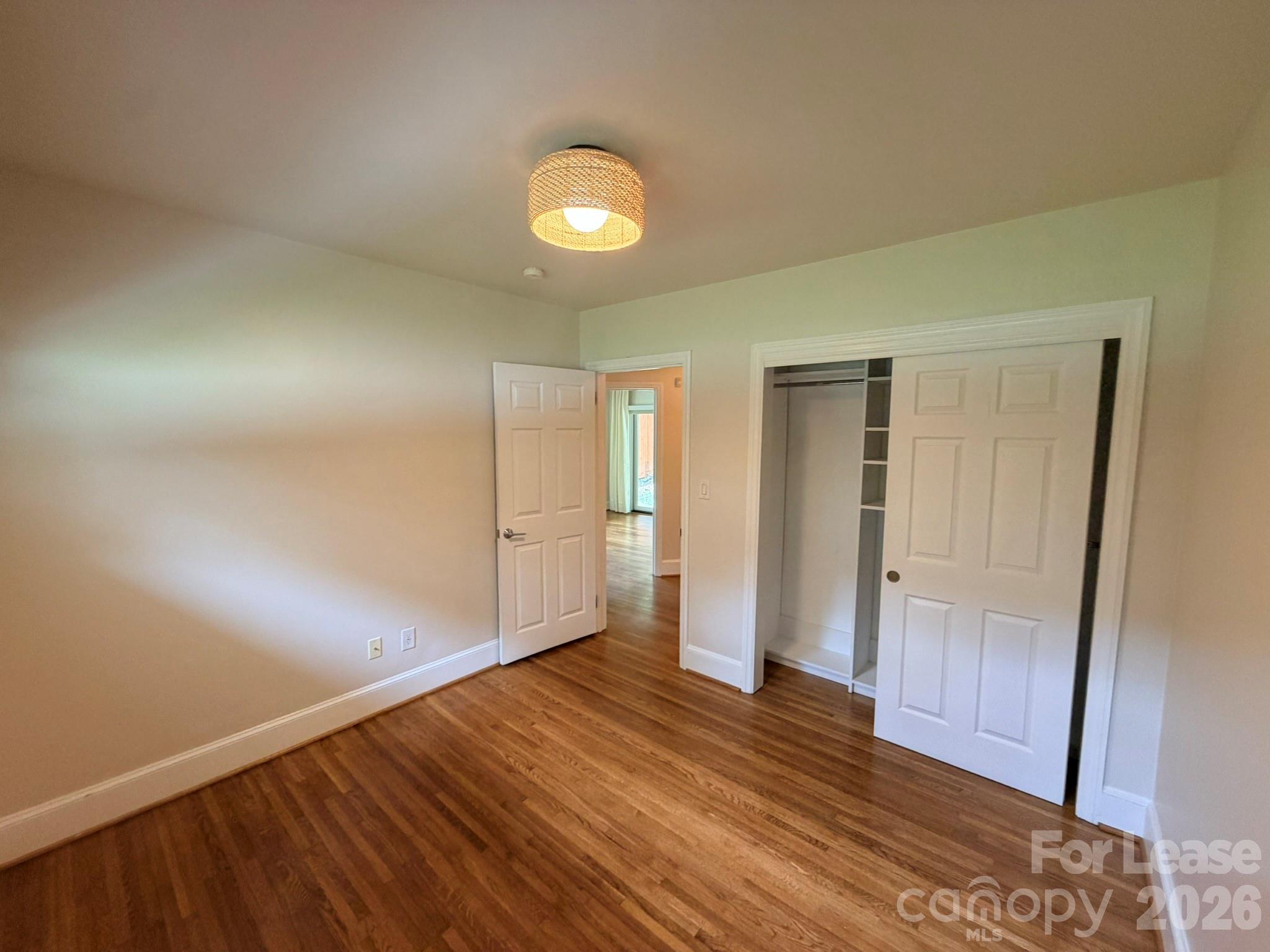 3111 Airlie Street Property Photo 10