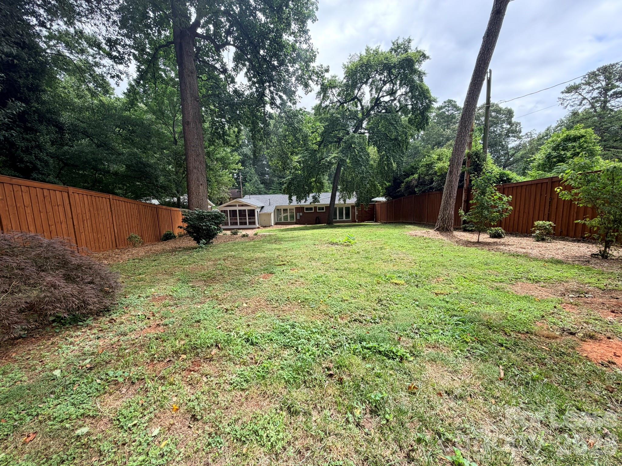3111 Airlie Street Property Photo 22