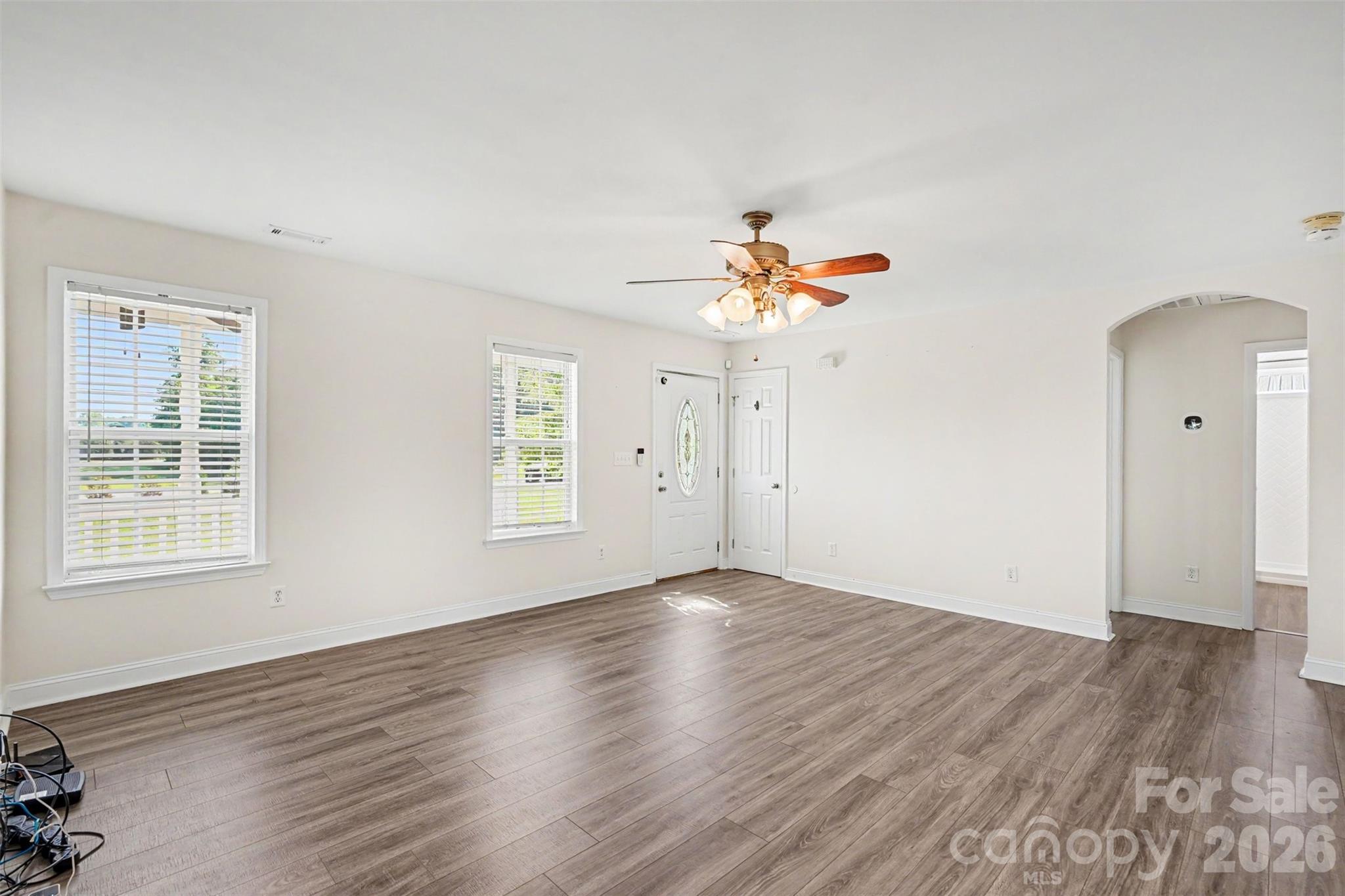5312 Willow Run Drive Property Photo 4