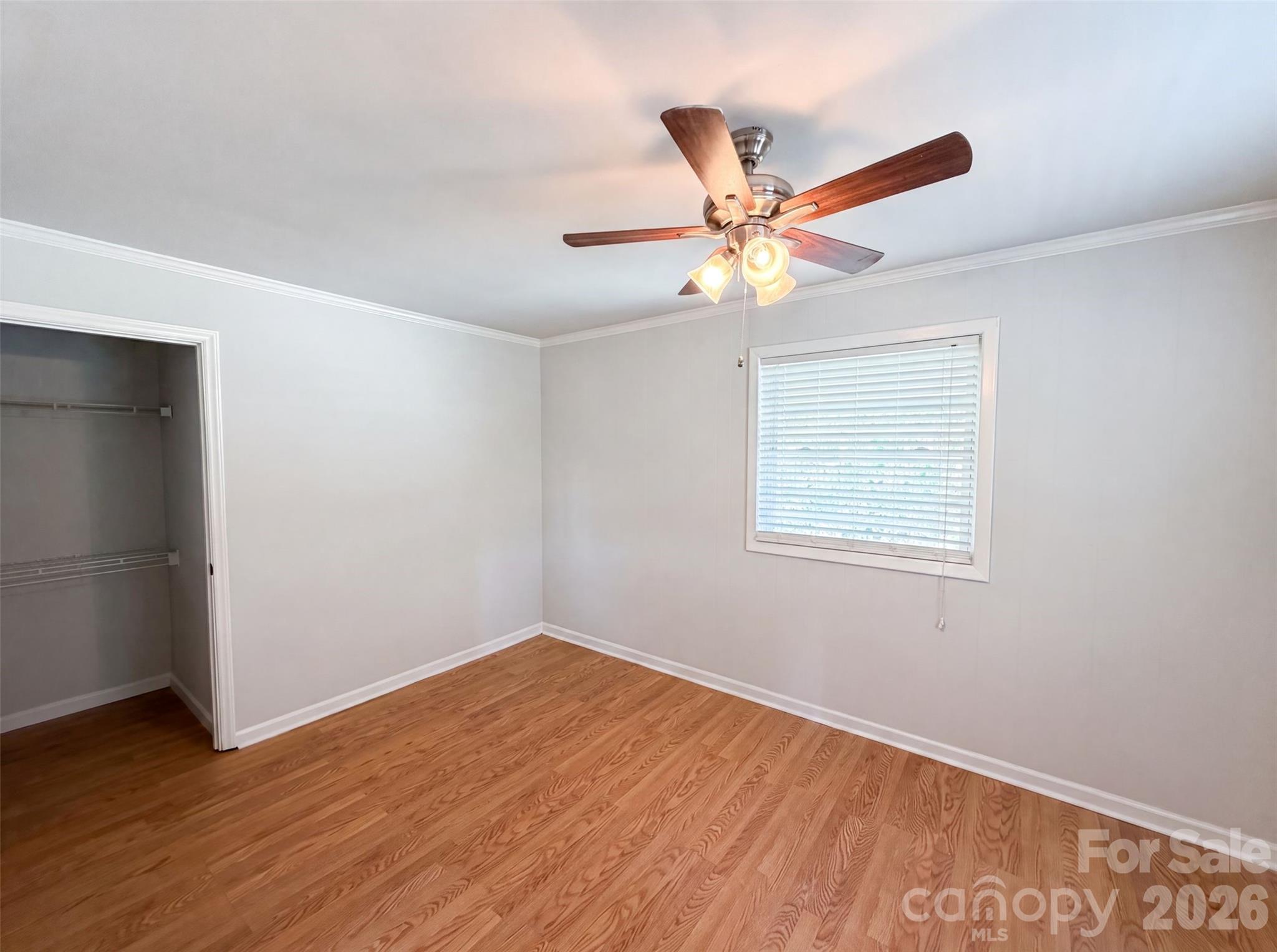 608 E Ryder Avenue Property Photo 12