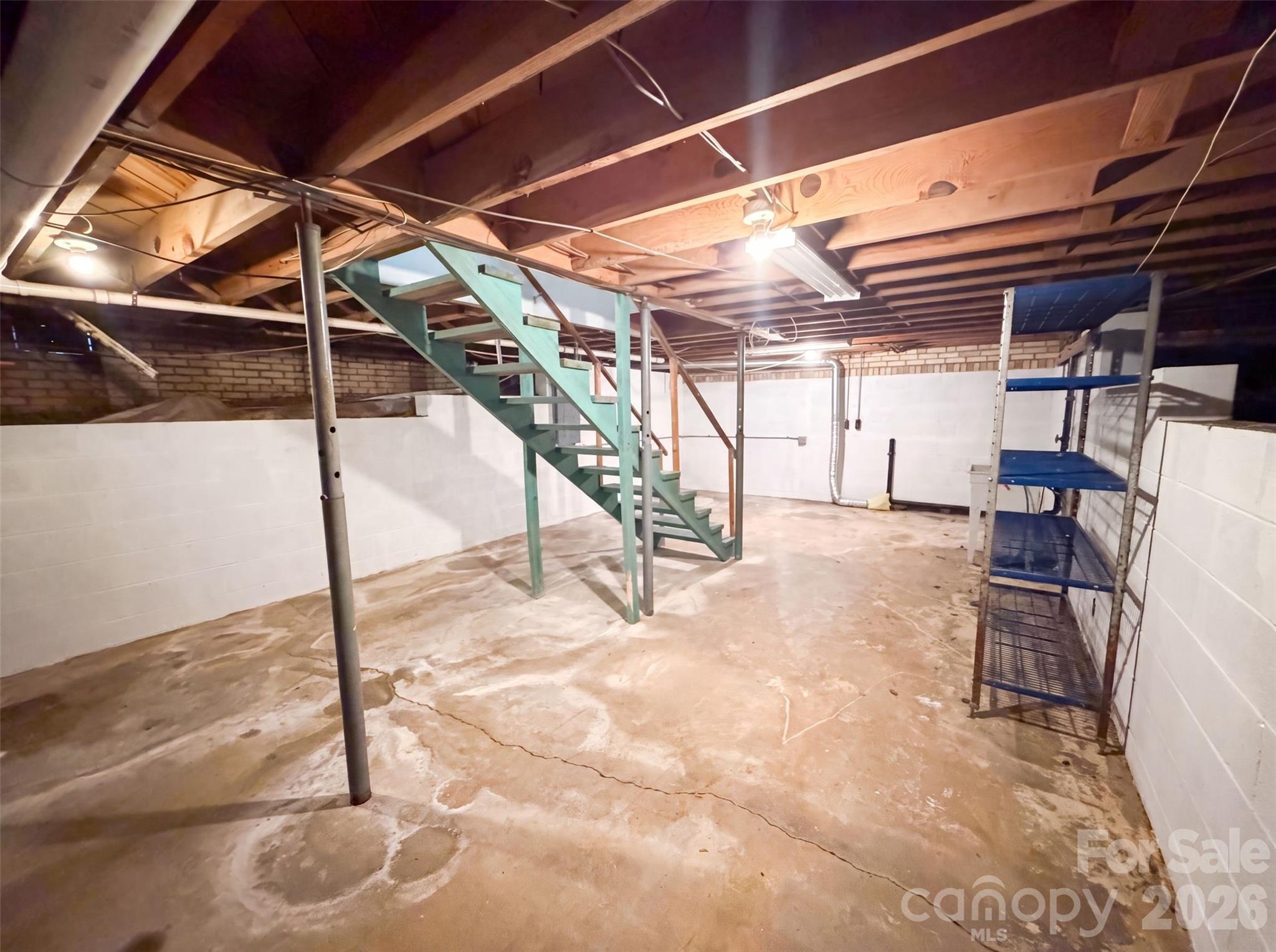 608 E Ryder Avenue Property Photo 14