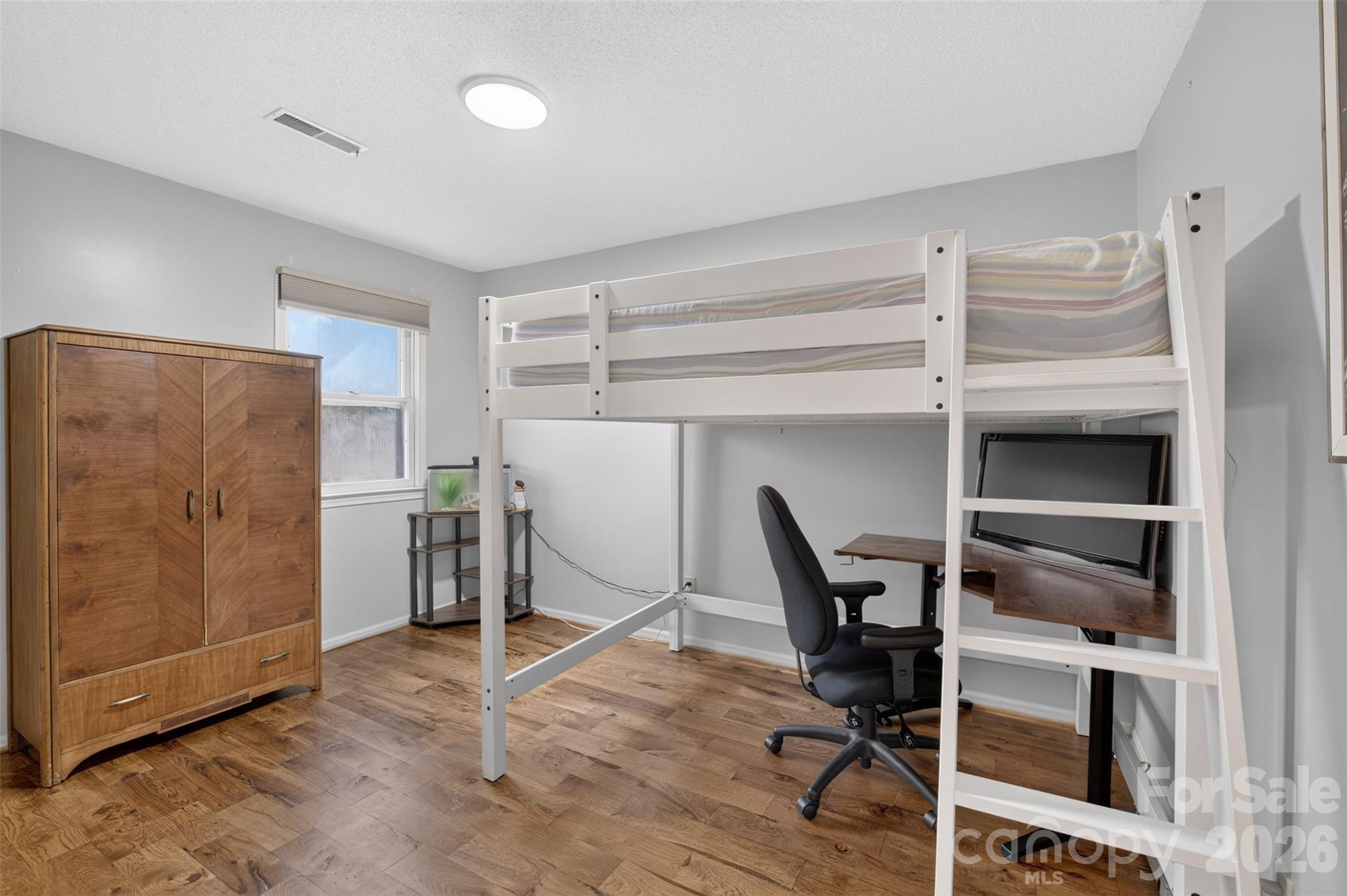 140 Raintree Road Property Photo 15