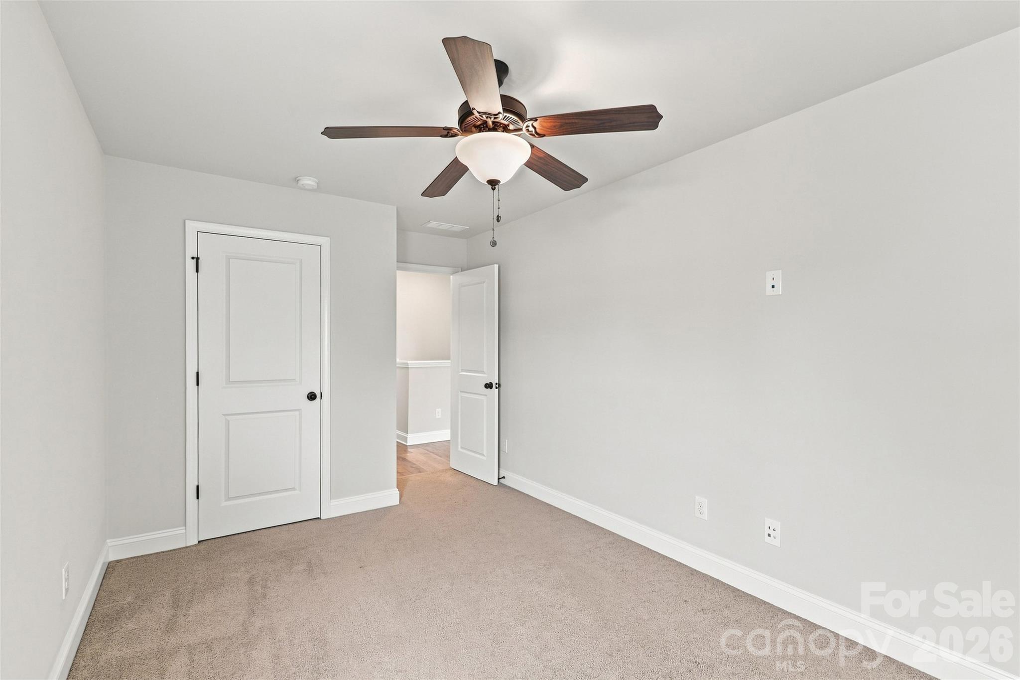 1004 Lyndon Station Drive Property Photo 22