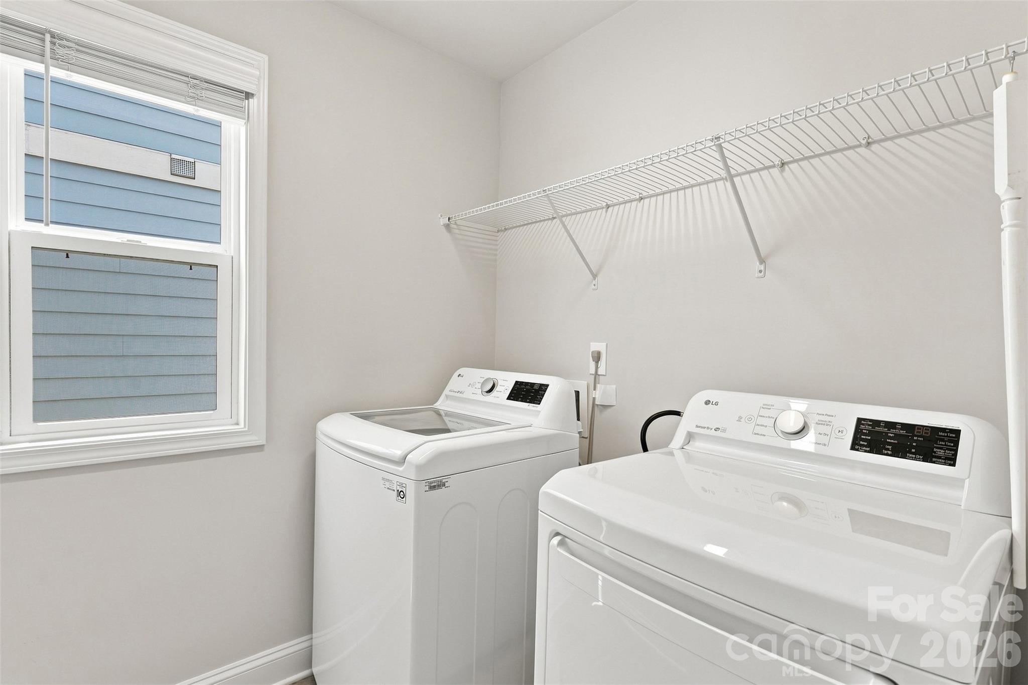 1004 Lyndon Station Drive Property Photo 35