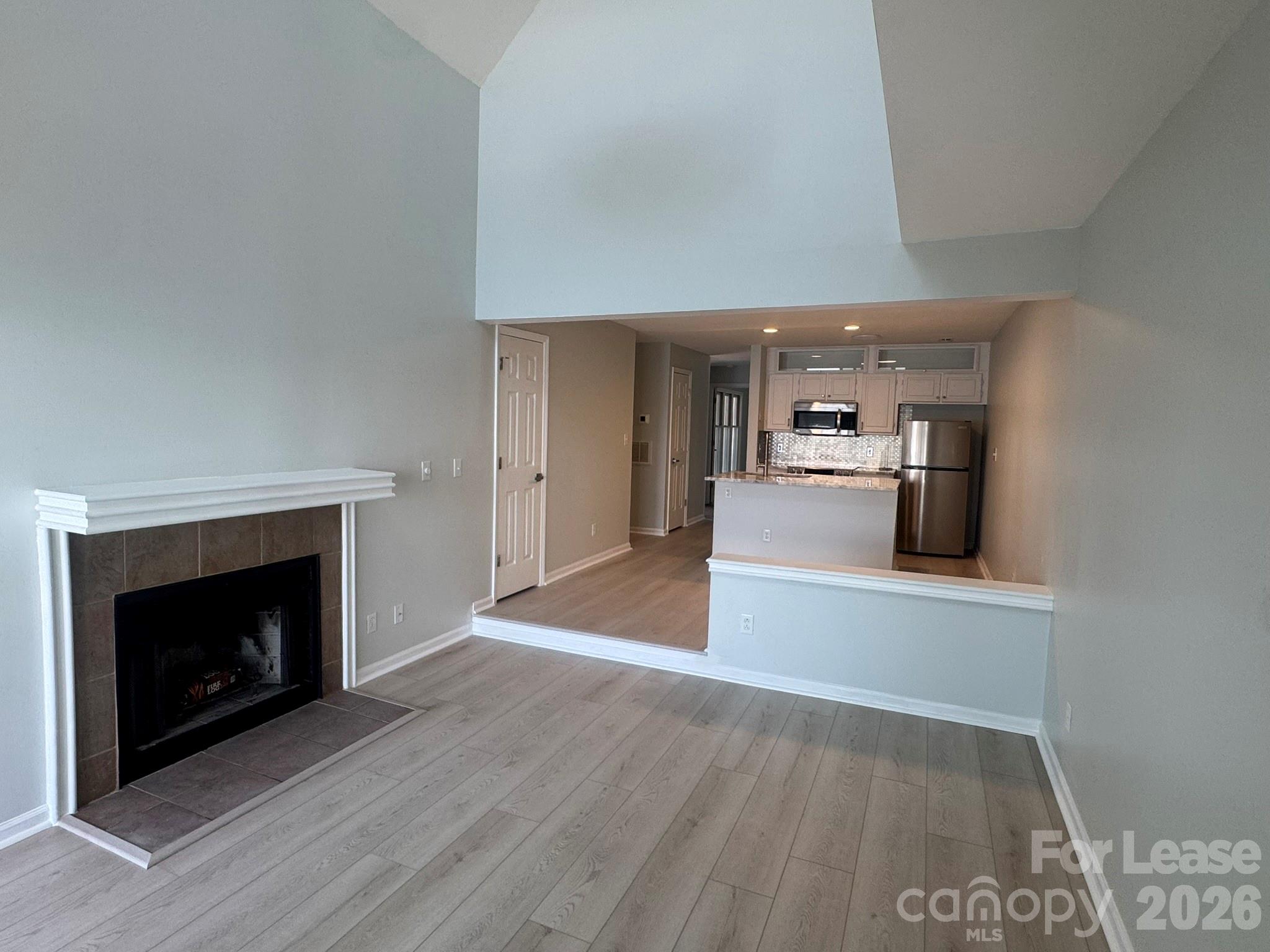 363 Northwest Drive Property Photo 13