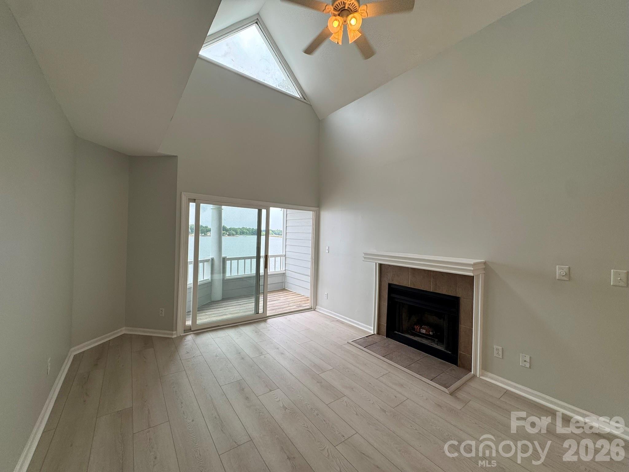 363 Northwest Drive Property Photo 21